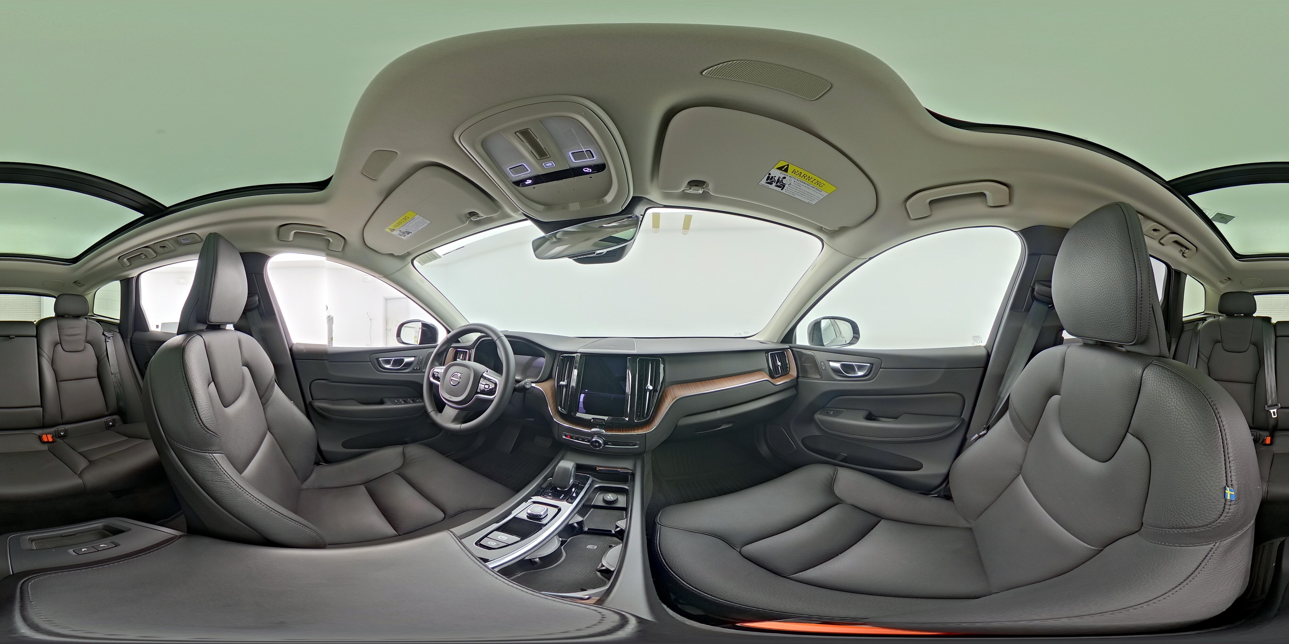 2023 Volvo XC60 Plus - Photo 26