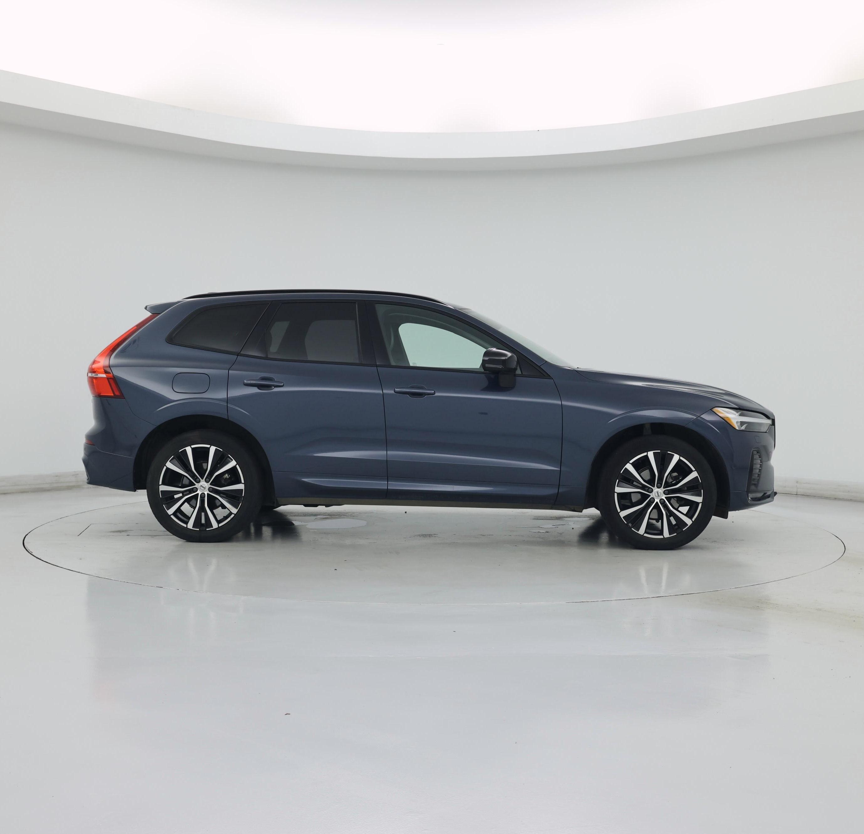 Thumbnail: 2023 Volvo XC60 - 7