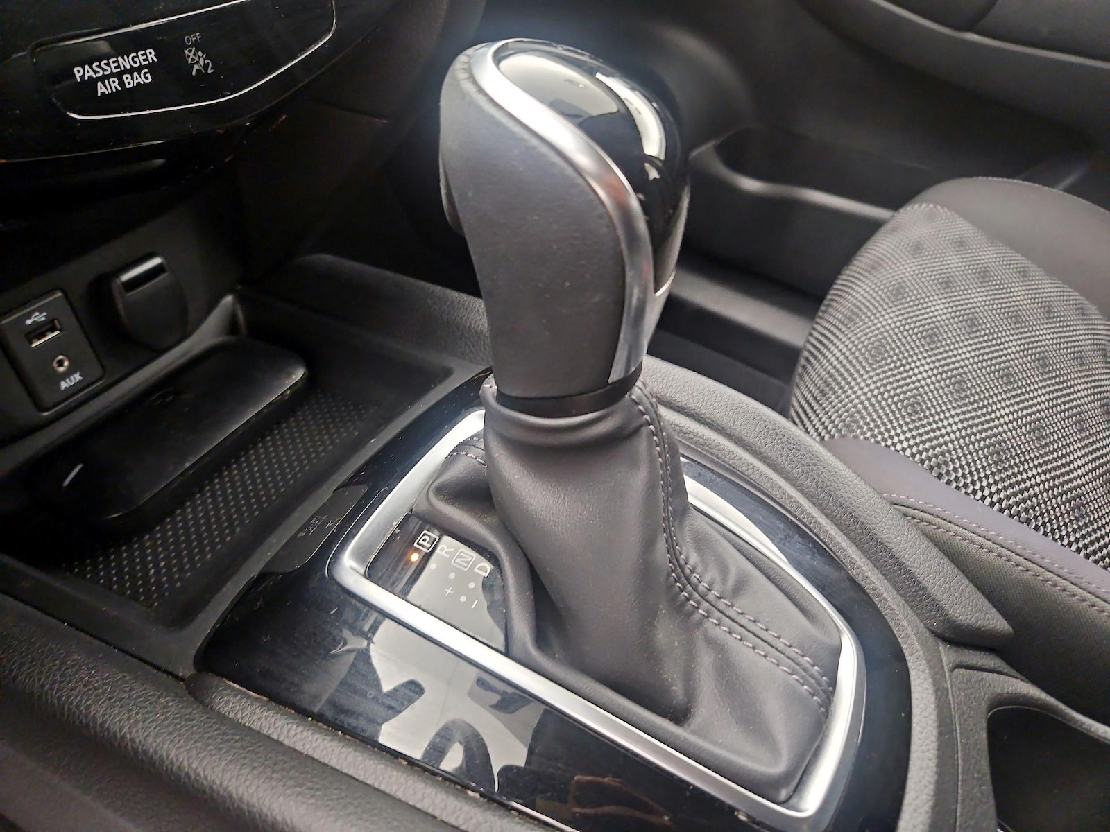 2018 Nissan Rogue Sport SV - Photo 16
