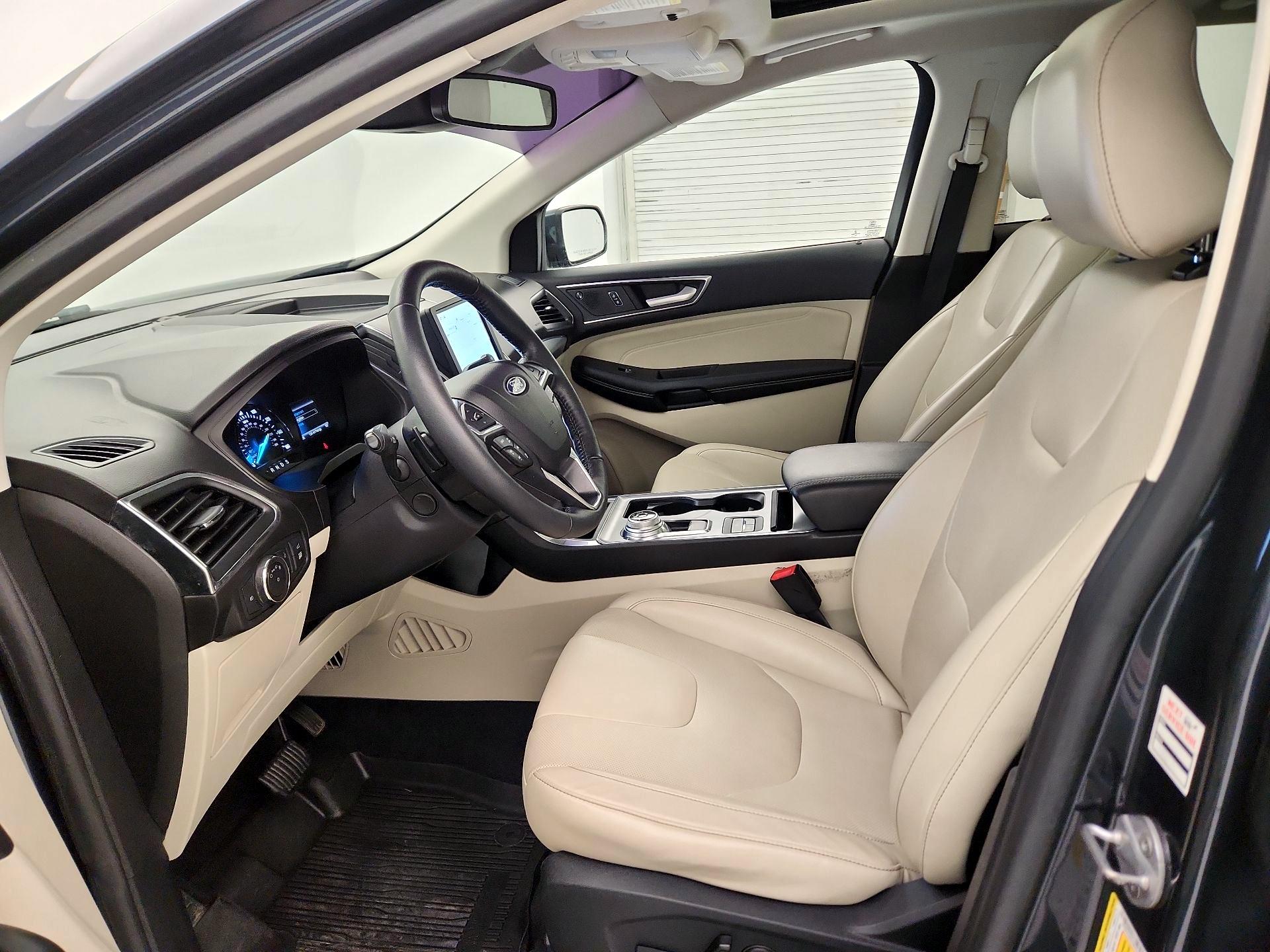 Thumbnail: 2022 Ford Edge - 11