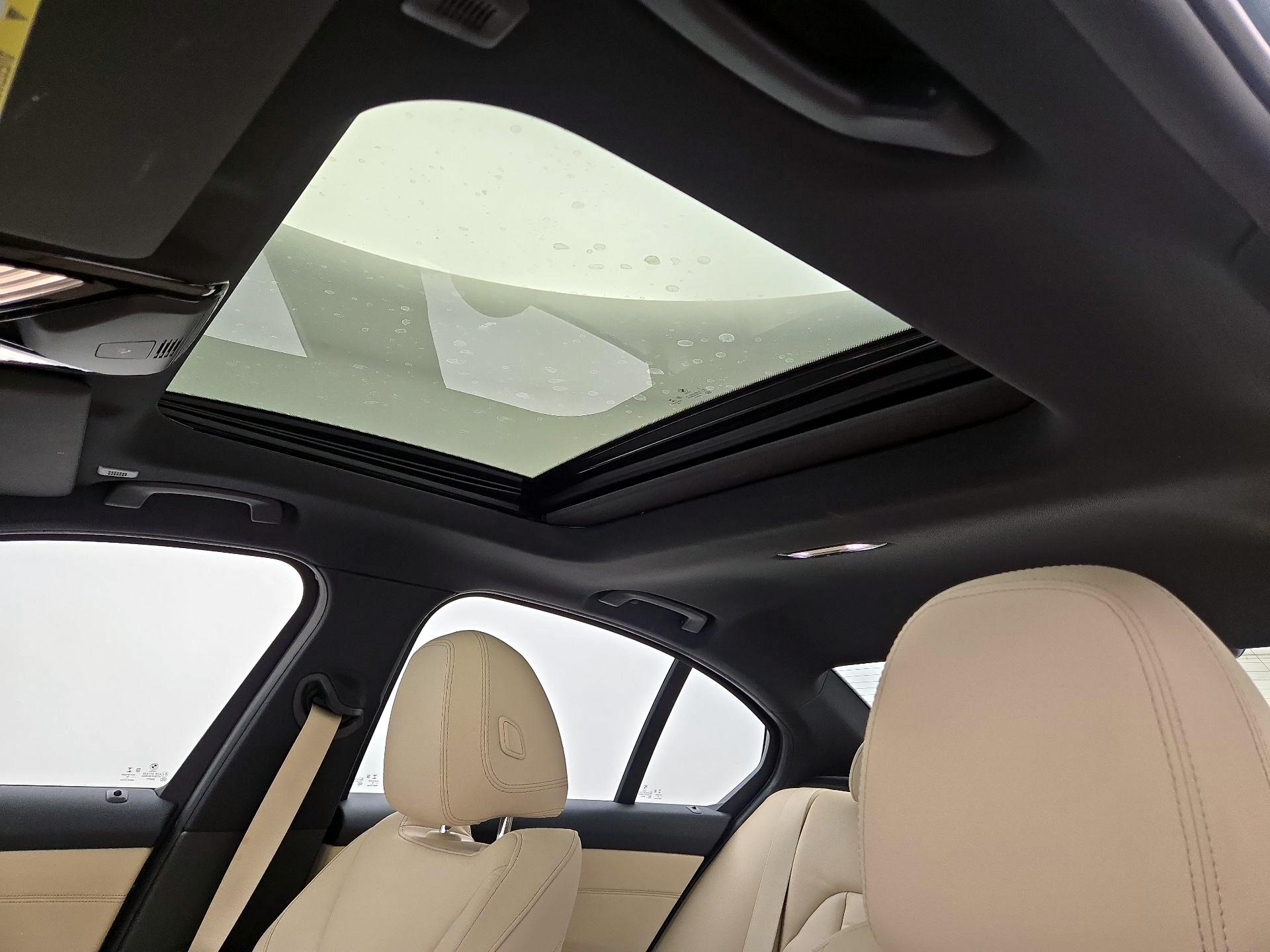 Thumbnail: 2019 BMW 3 Series - 20