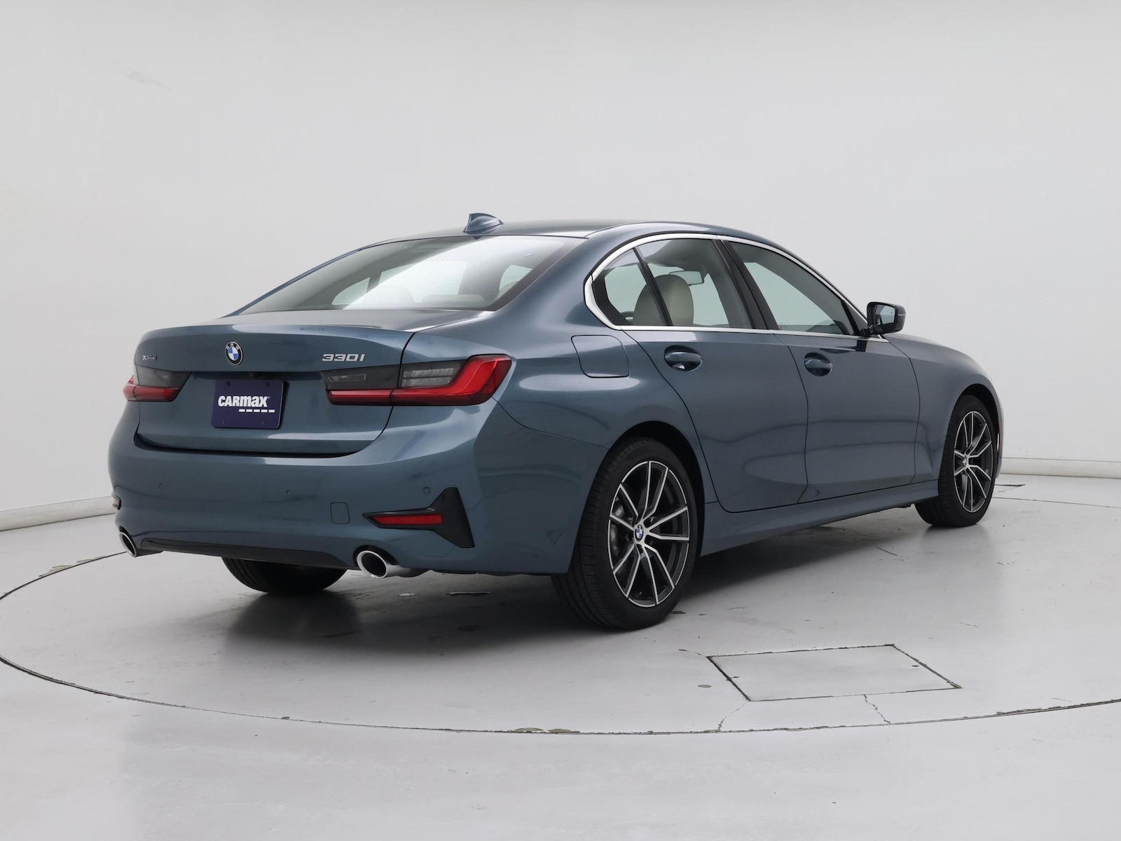 2019 BMW 3 Series 330i - Photo 9