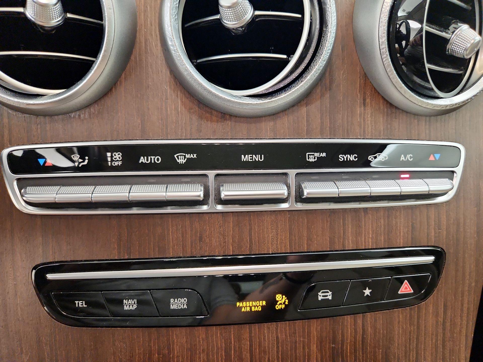 Thumbnail: 2020 Mercedes-Benz GLC - 16