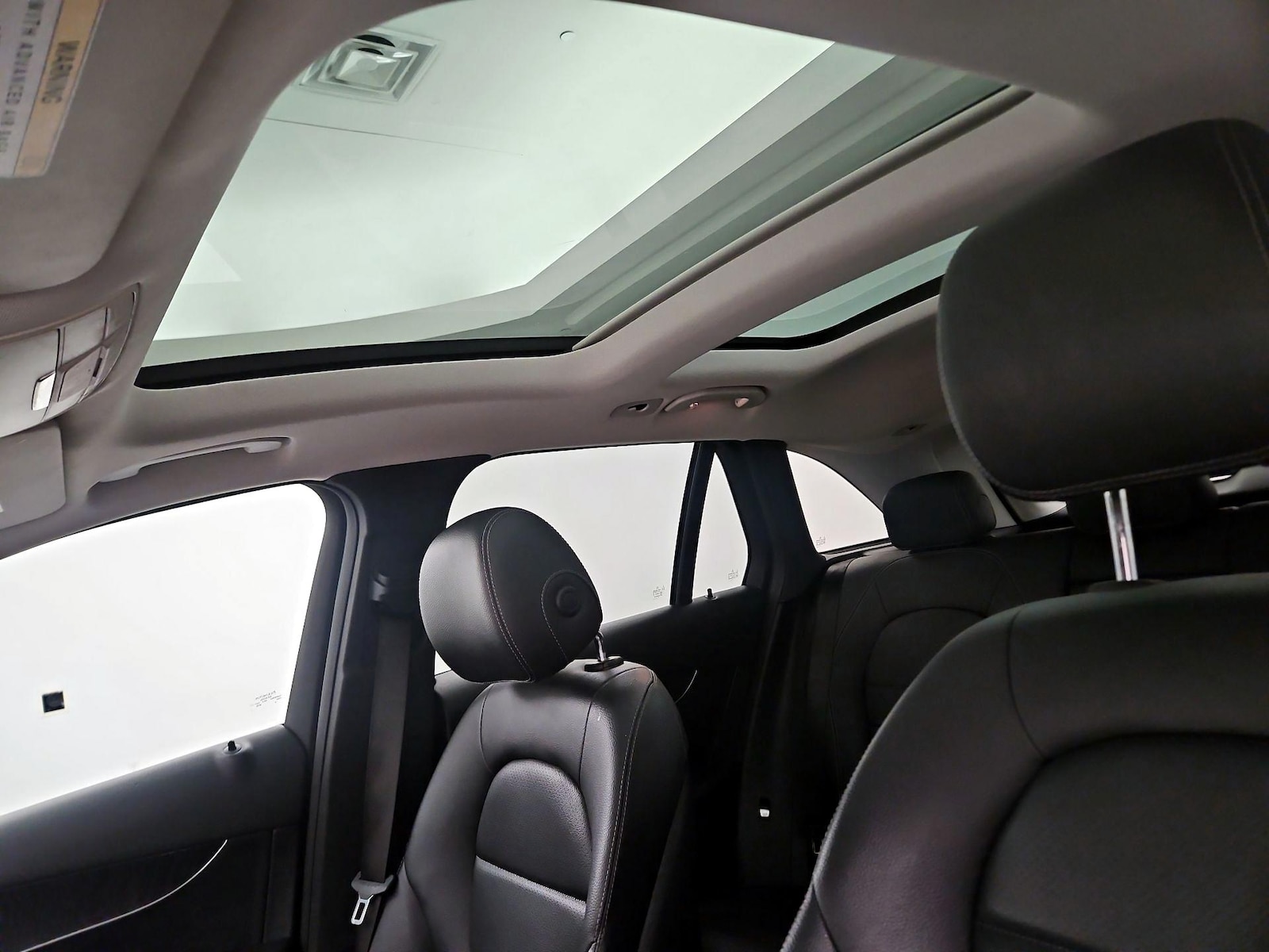 2018 Mercedes-Benz GLC GLC300 - Photo 19