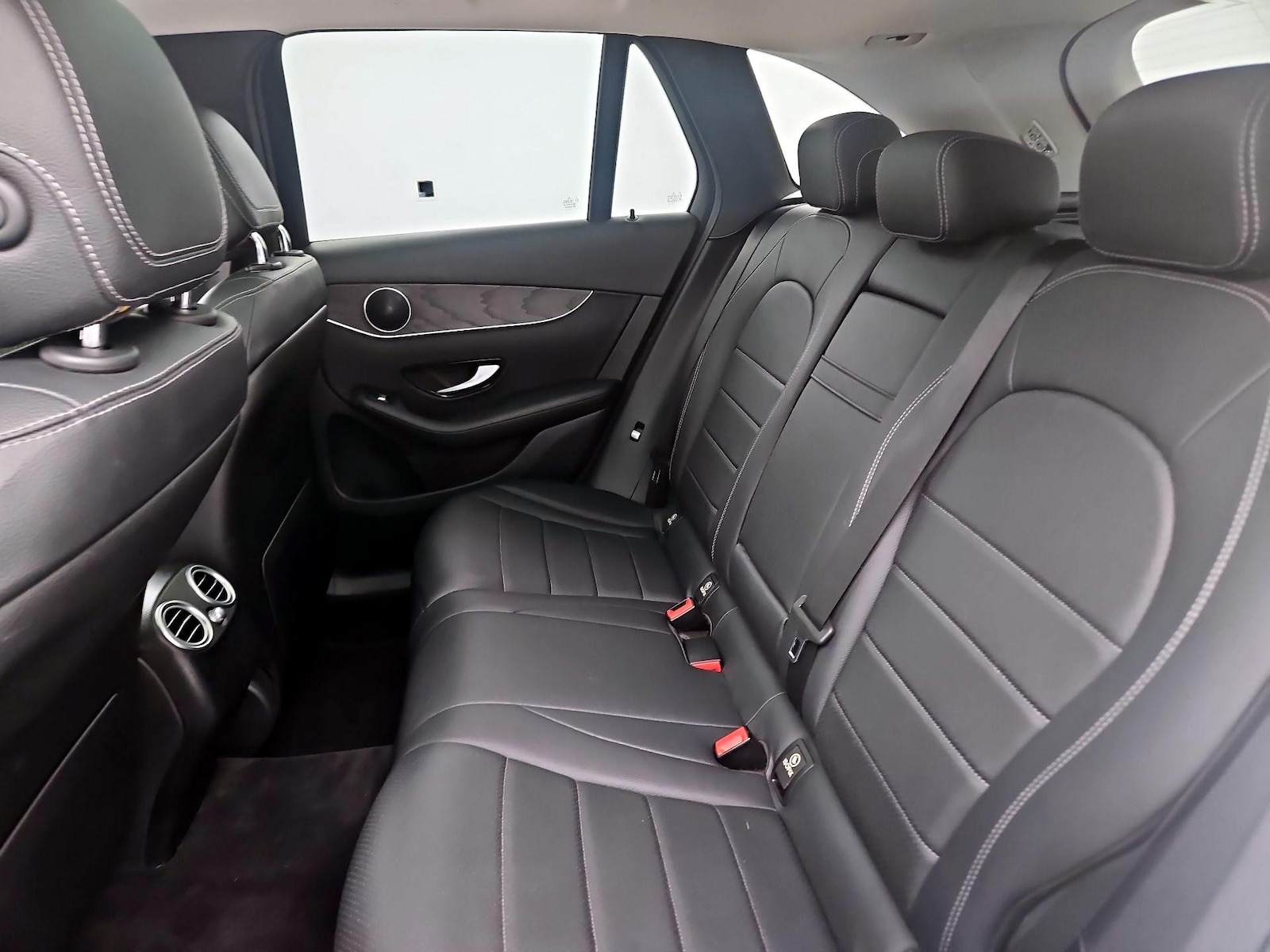 2018 Mercedes-Benz GLC GLC300 - Photo 20