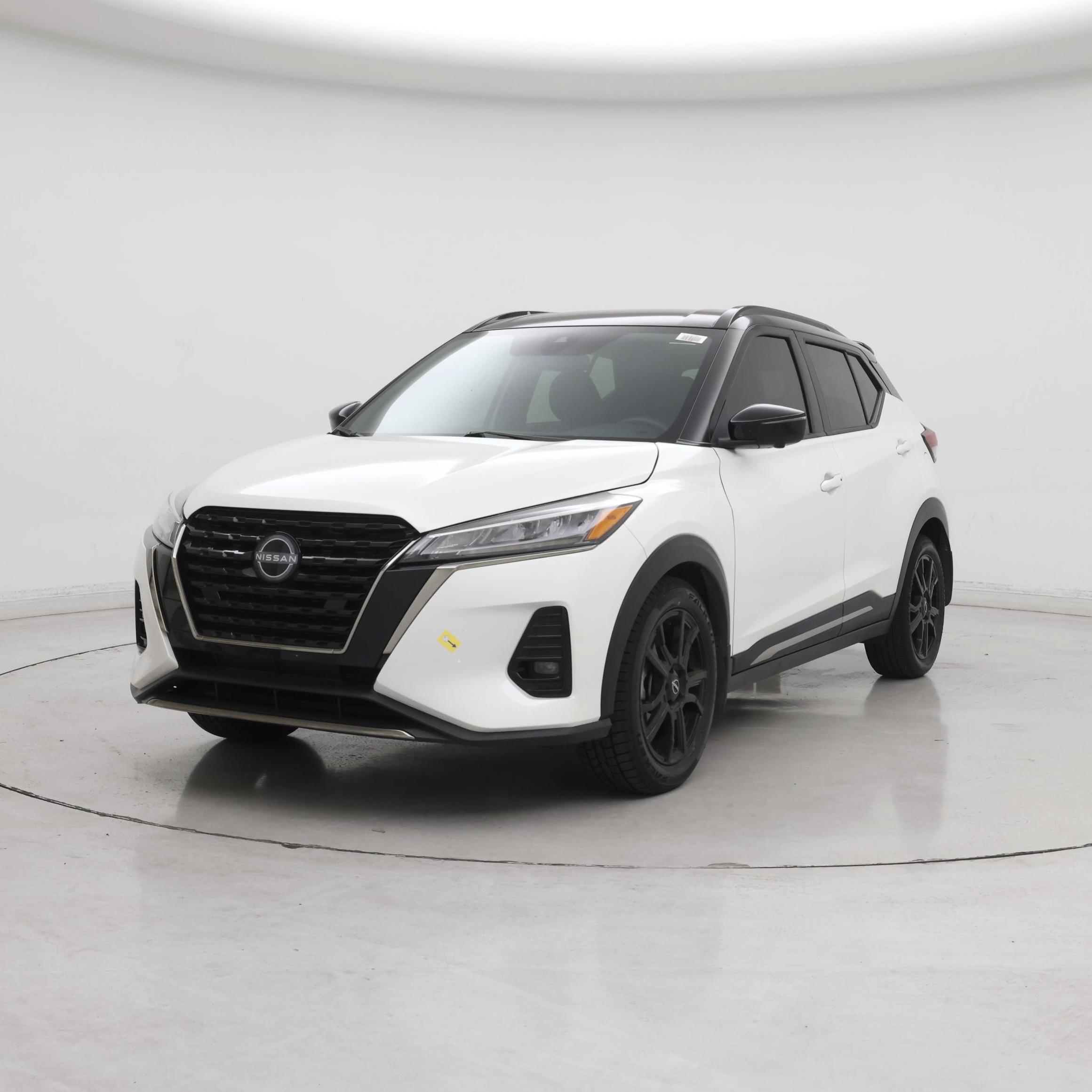 Thumbnail: 2024 Nissan Kicks - 4