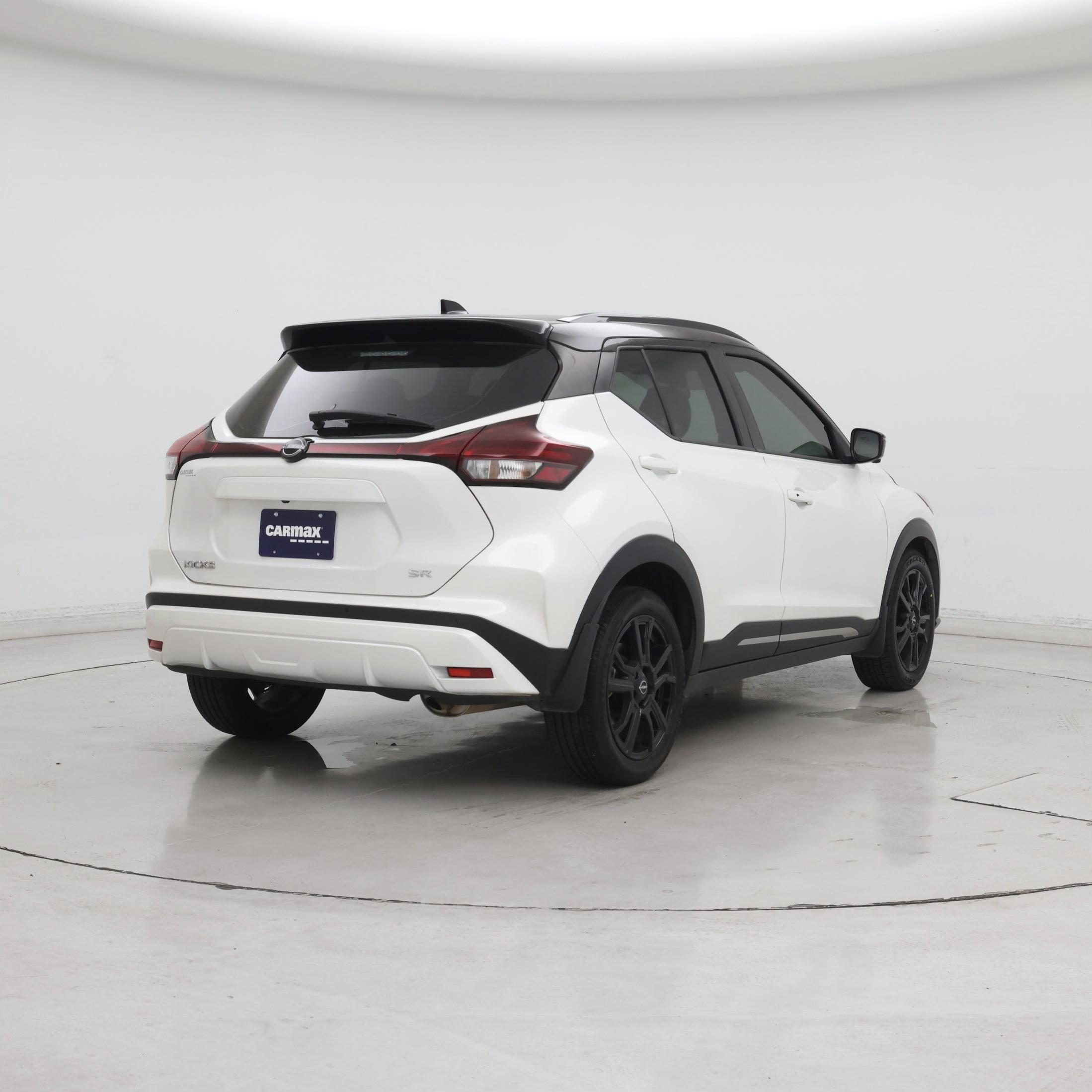 Thumbnail: 2024 Nissan Kicks - 8