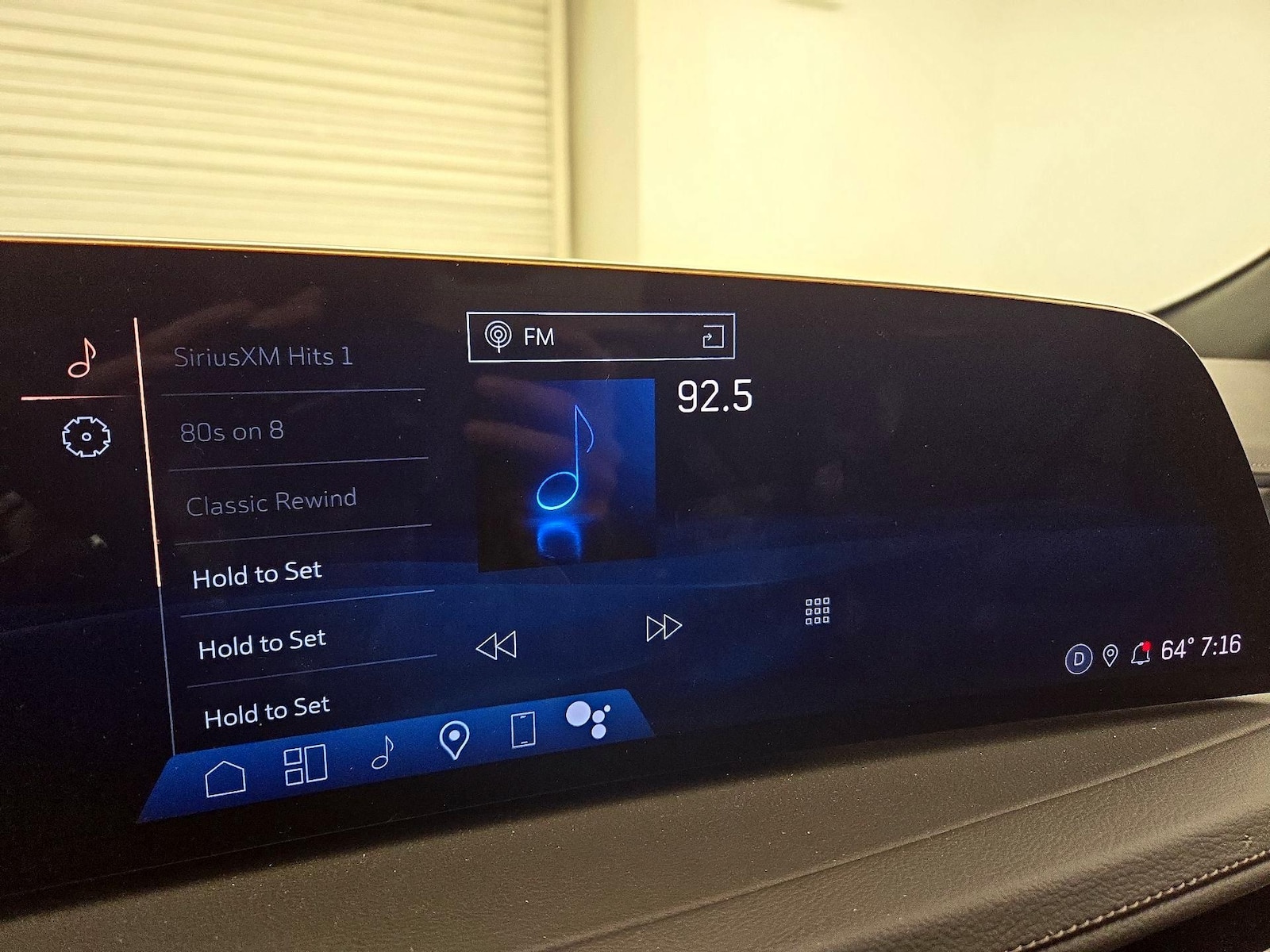 2025 Cadillac XT4 Premium Luxury - Photo 15