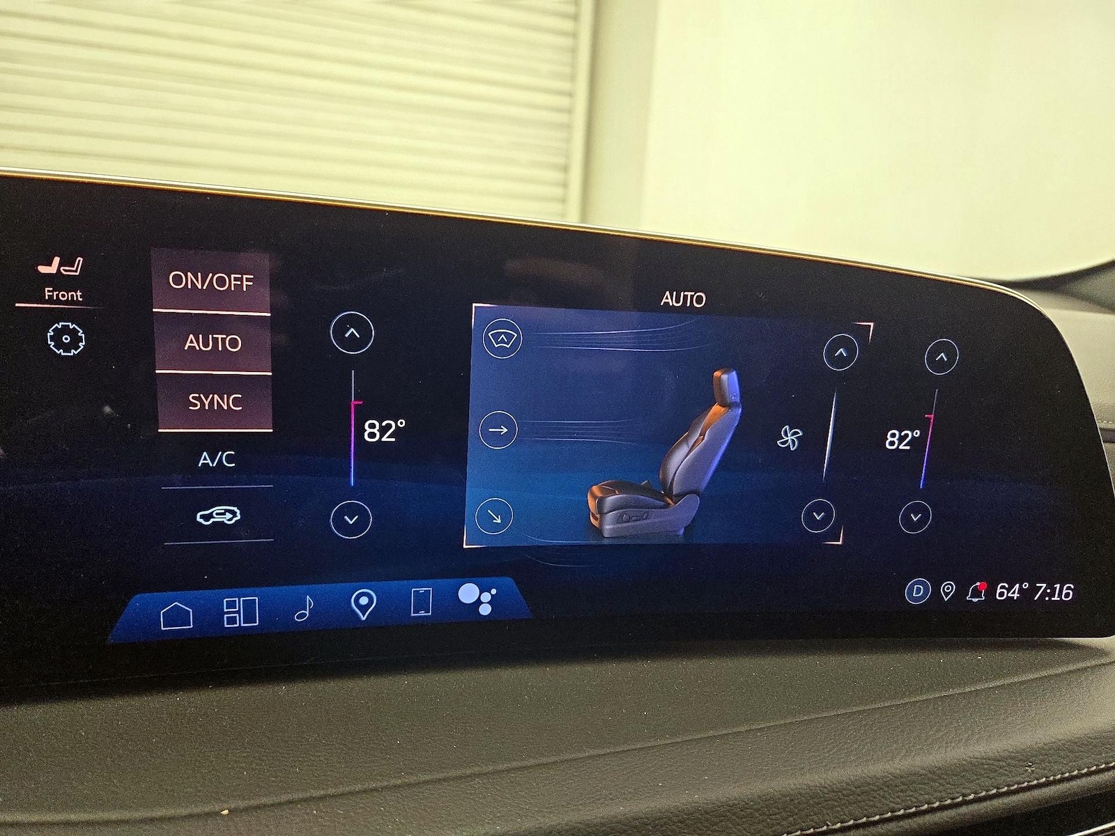 2025 Cadillac XT4 Premium Luxury - Photo 16