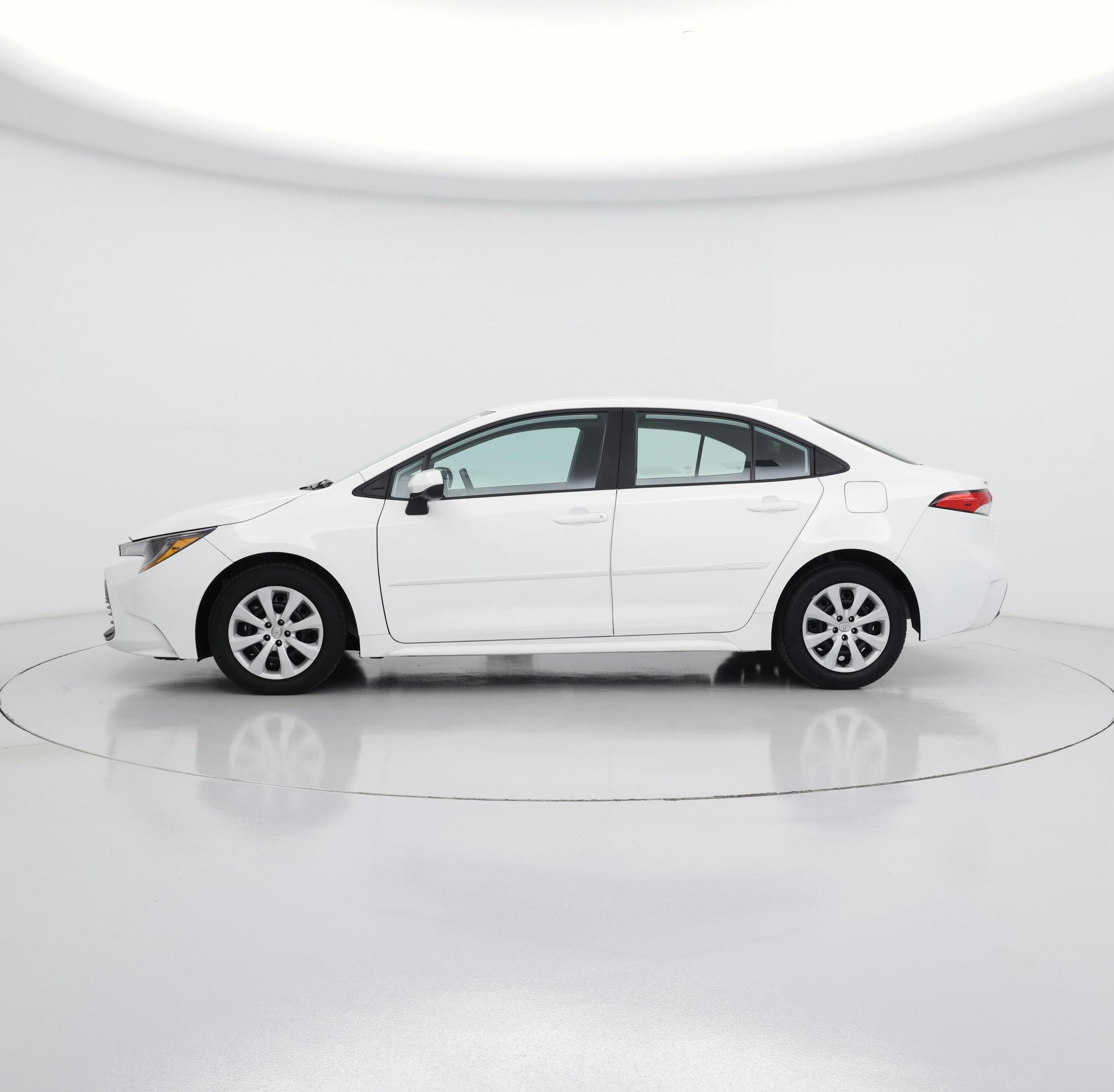 Thumbnail: 2023 Toyota Corolla - 3