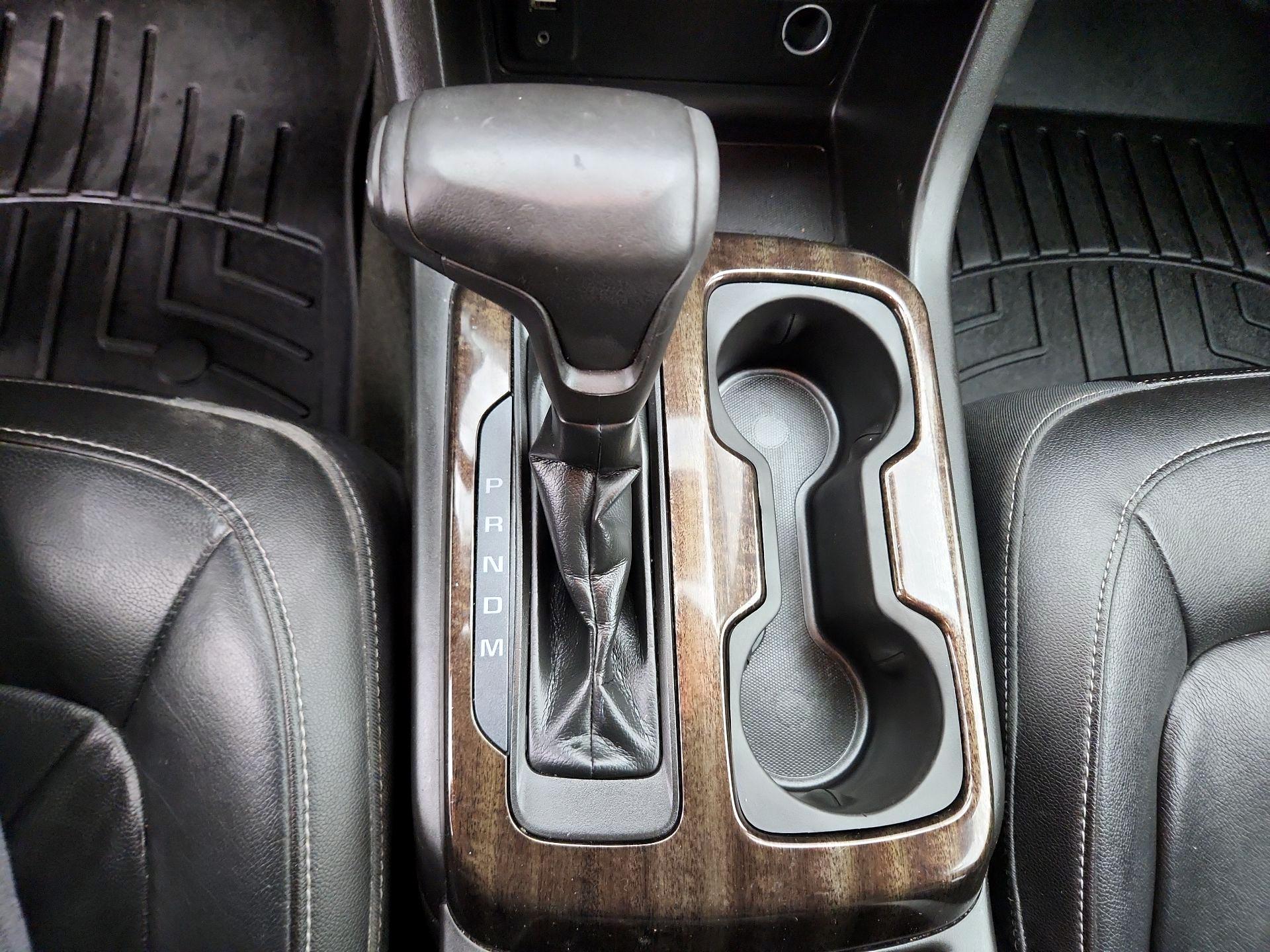 Thumbnail: 2016 GMC Canyon - 17