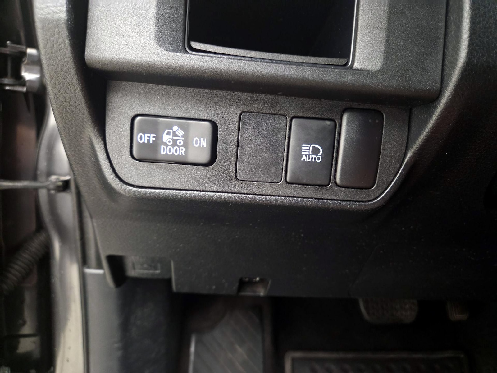 2019 Toyota Tacoma SR5 - Photo 14