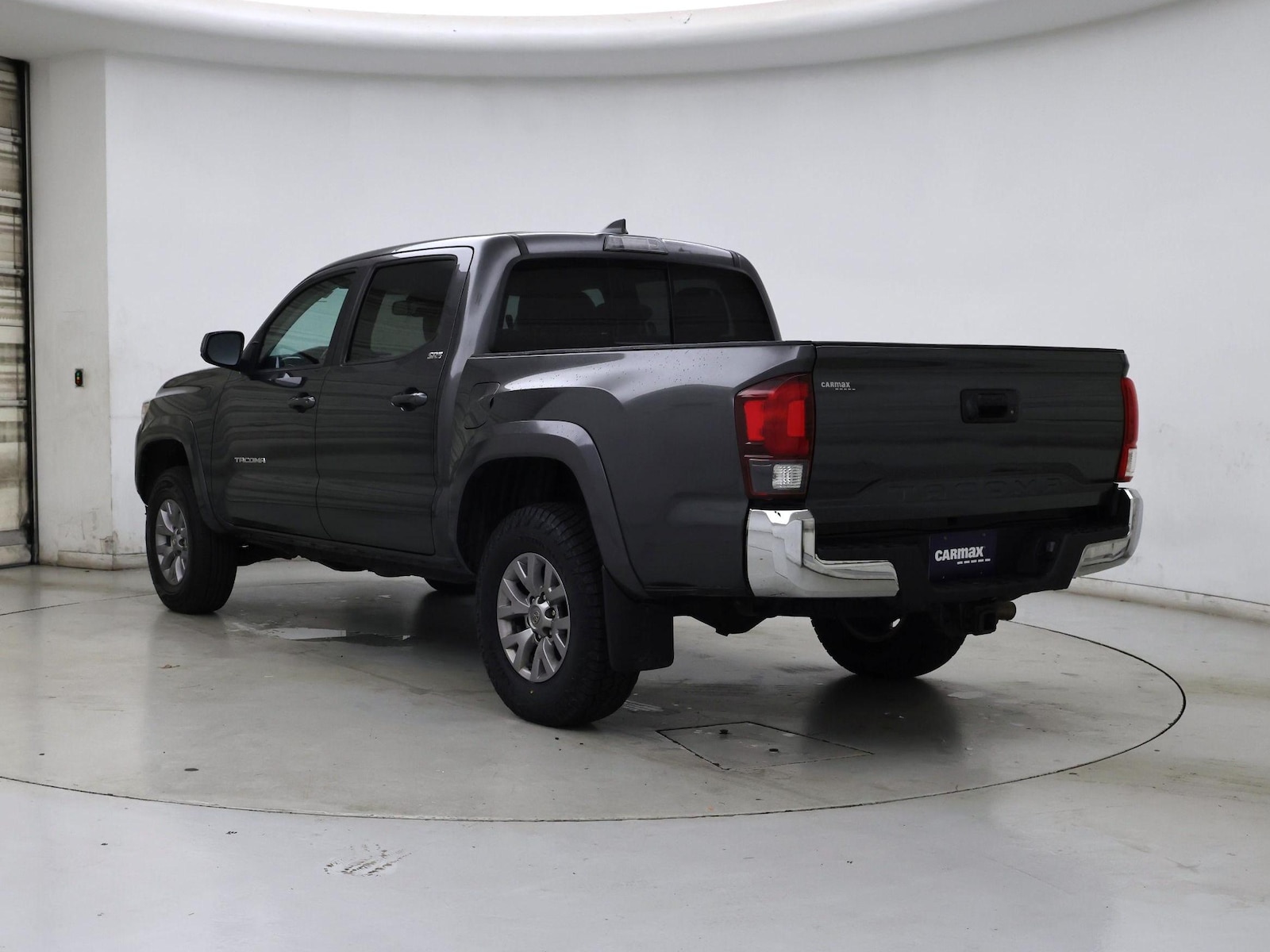 2019 Toyota Tacoma SR5 - Photo 3