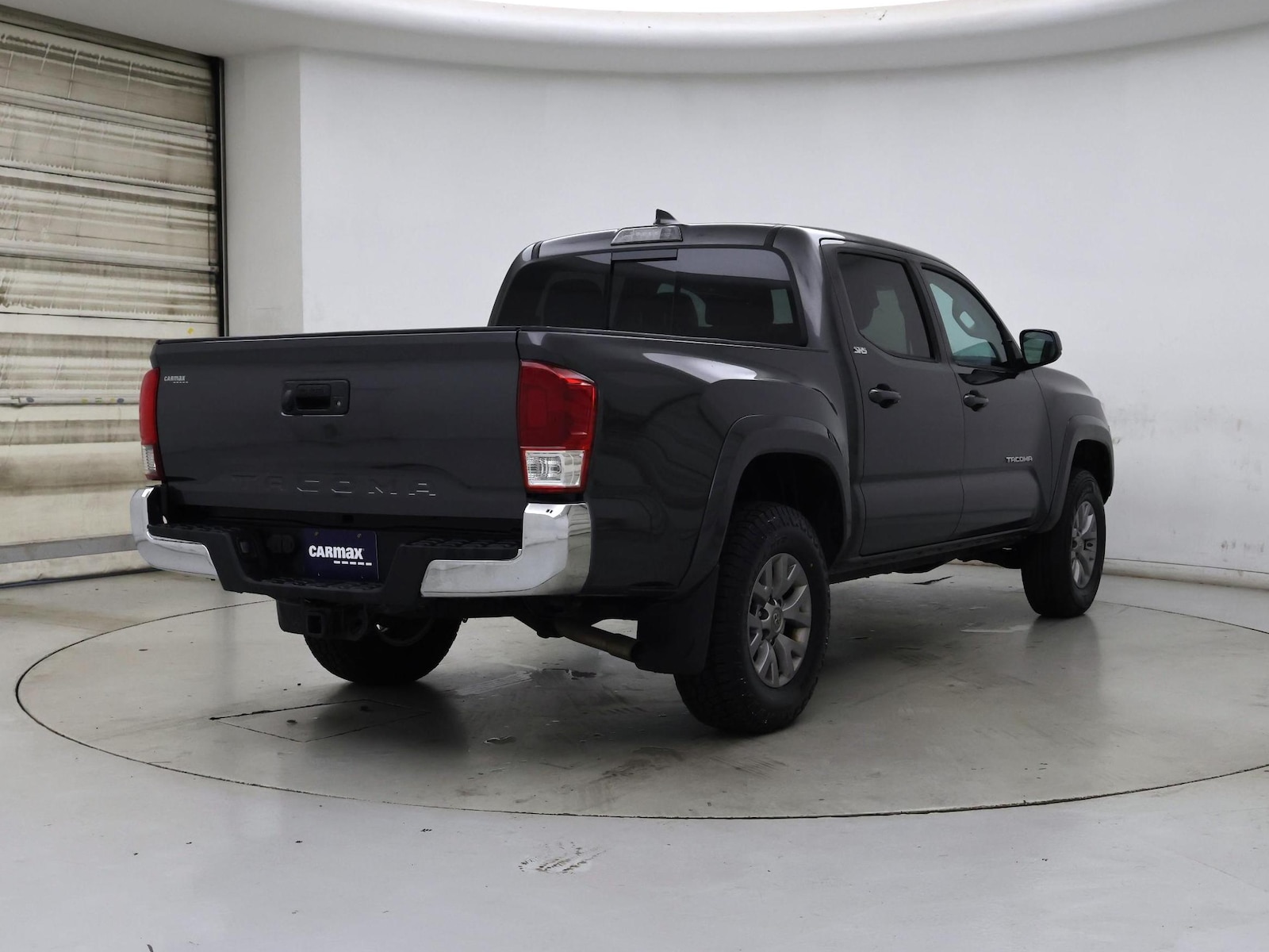 2019 Toyota Tacoma SR5 - Photo 9
