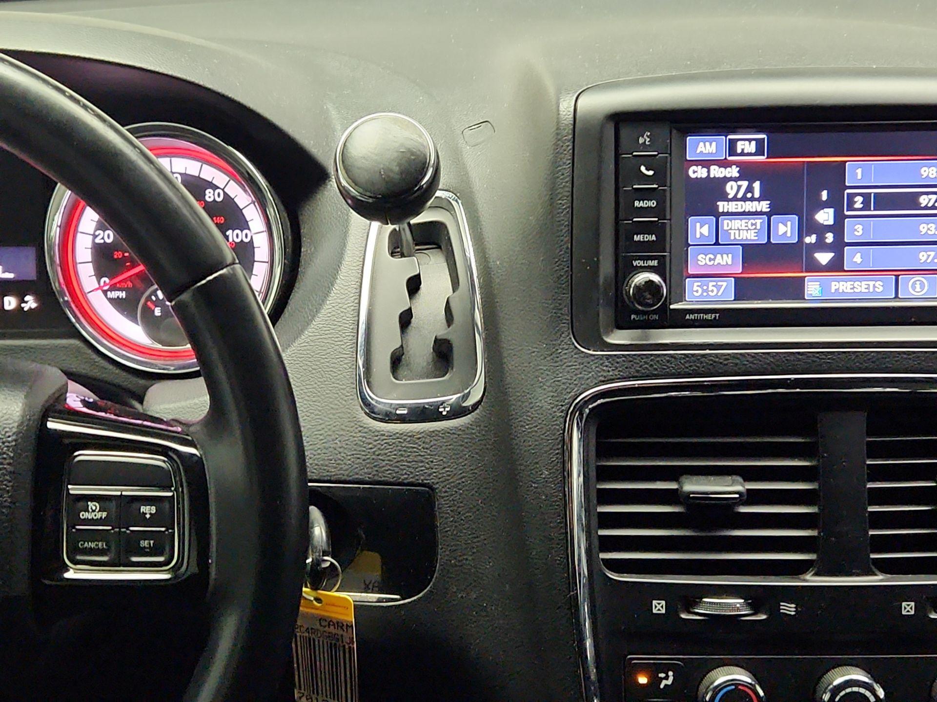Thumbnail: 2018 Dodge Grand Caravan - 15
