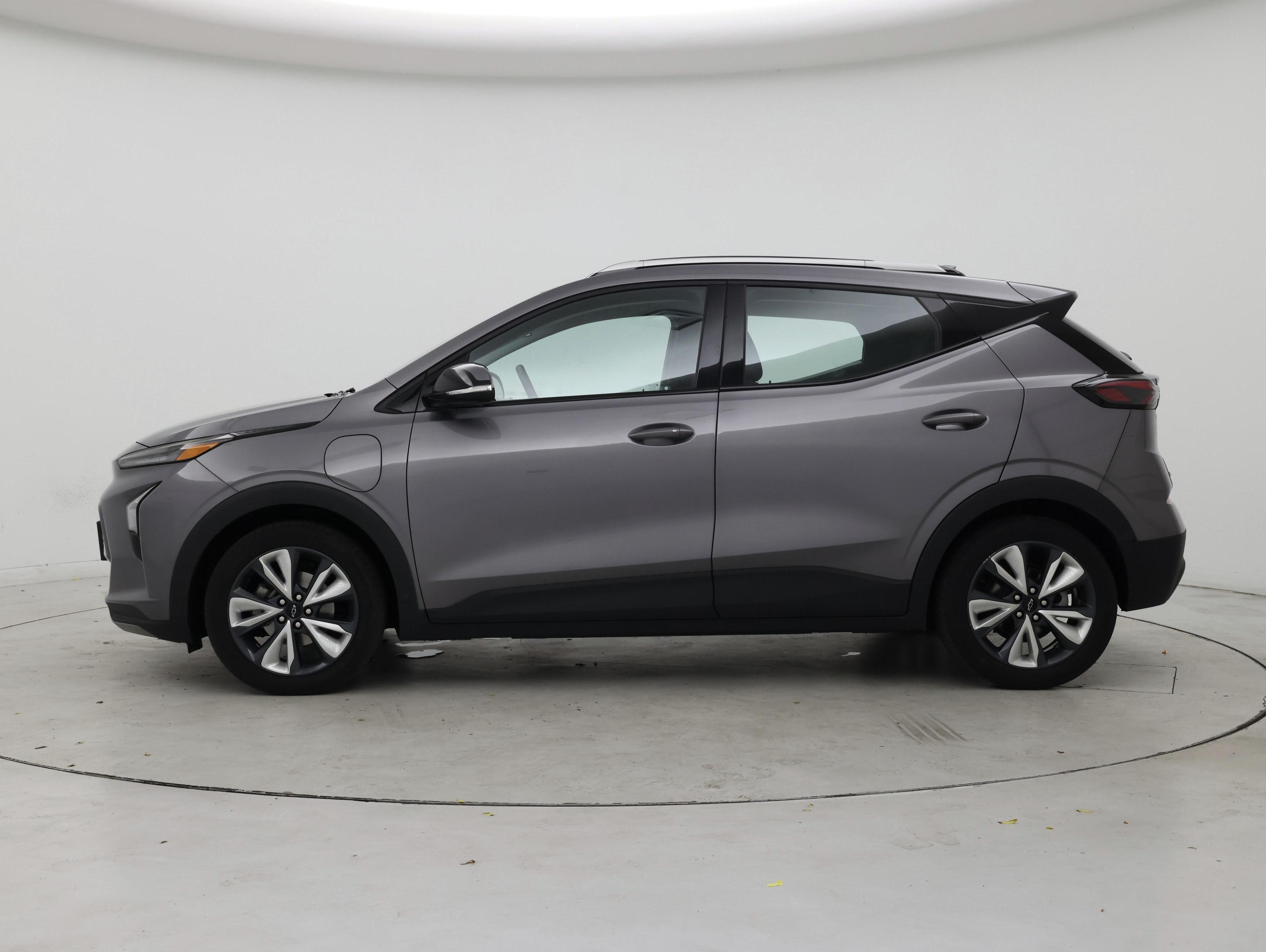 Thumbnail: 2023 Chevrolet Bolt EUV - 3