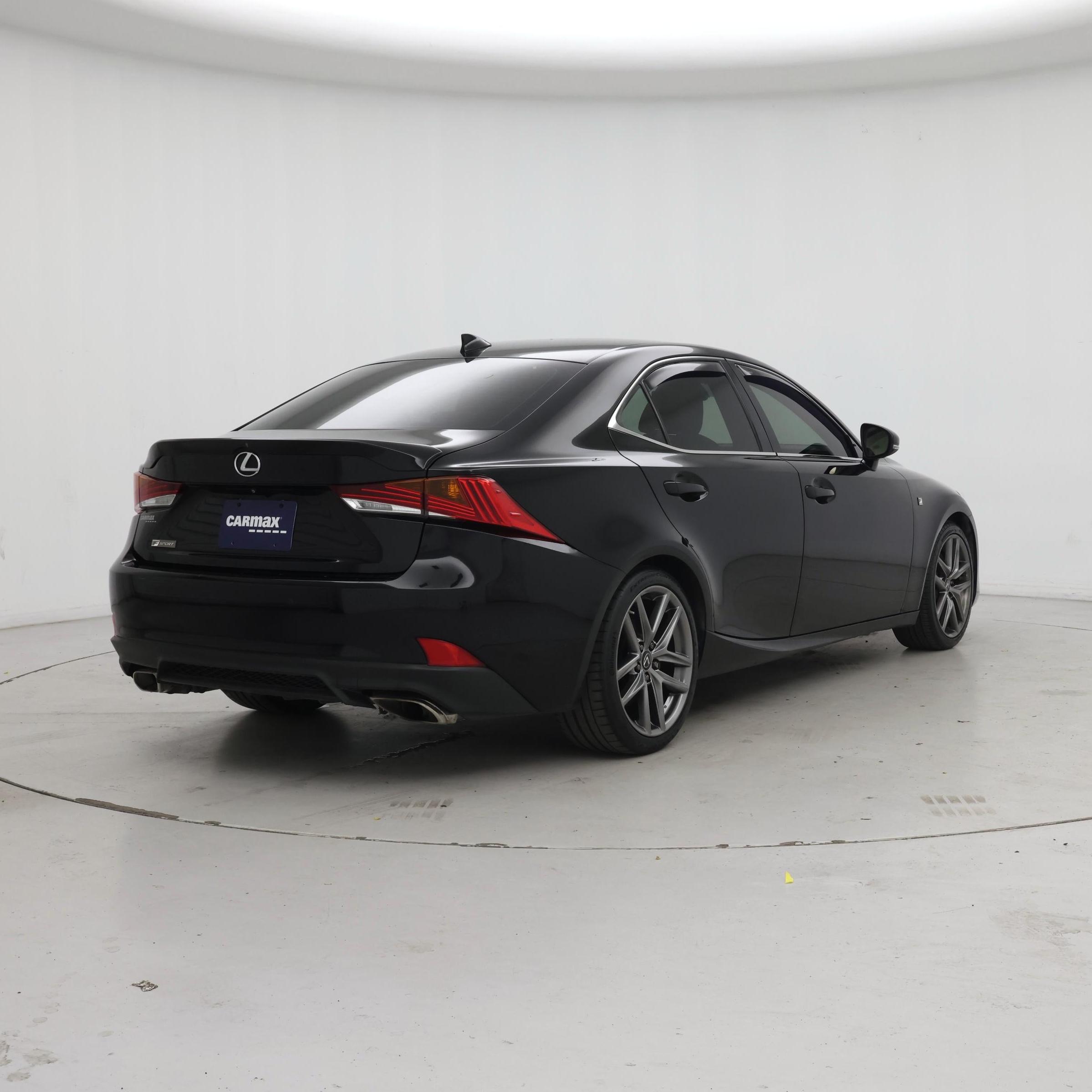 Thumbnail: 2020 Lexus IS - 8