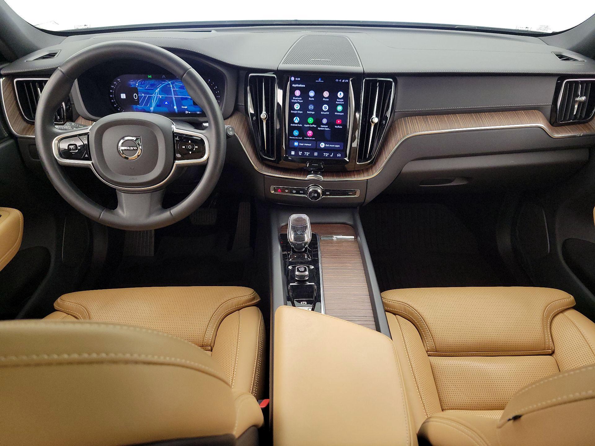Thumbnail: 2023 Volvo XC60 - 9