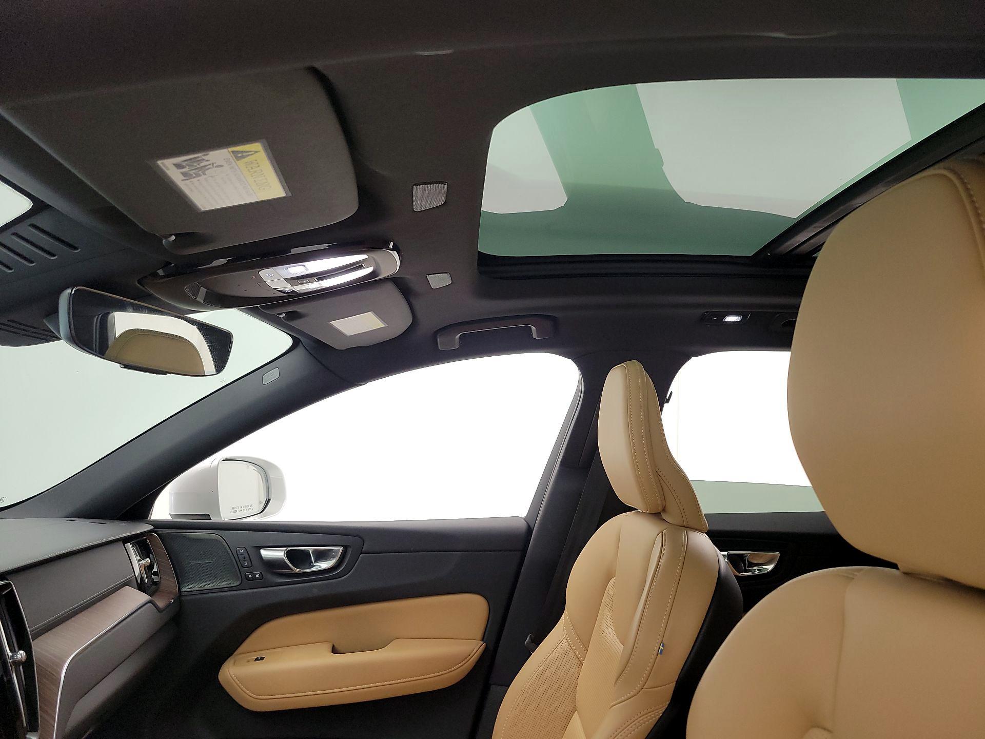 Thumbnail: 2023 Volvo XC60 - 18