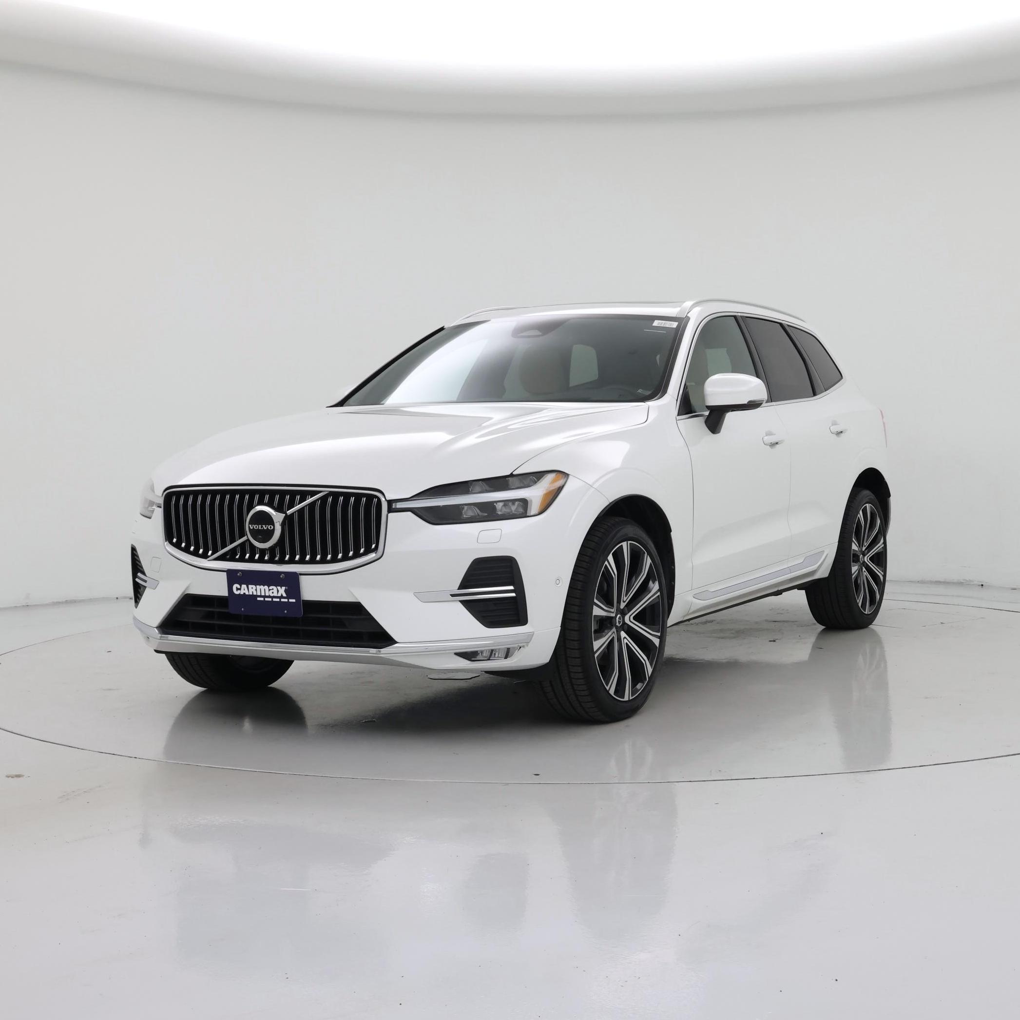 Thumbnail: 2023 Volvo XC60 - 4