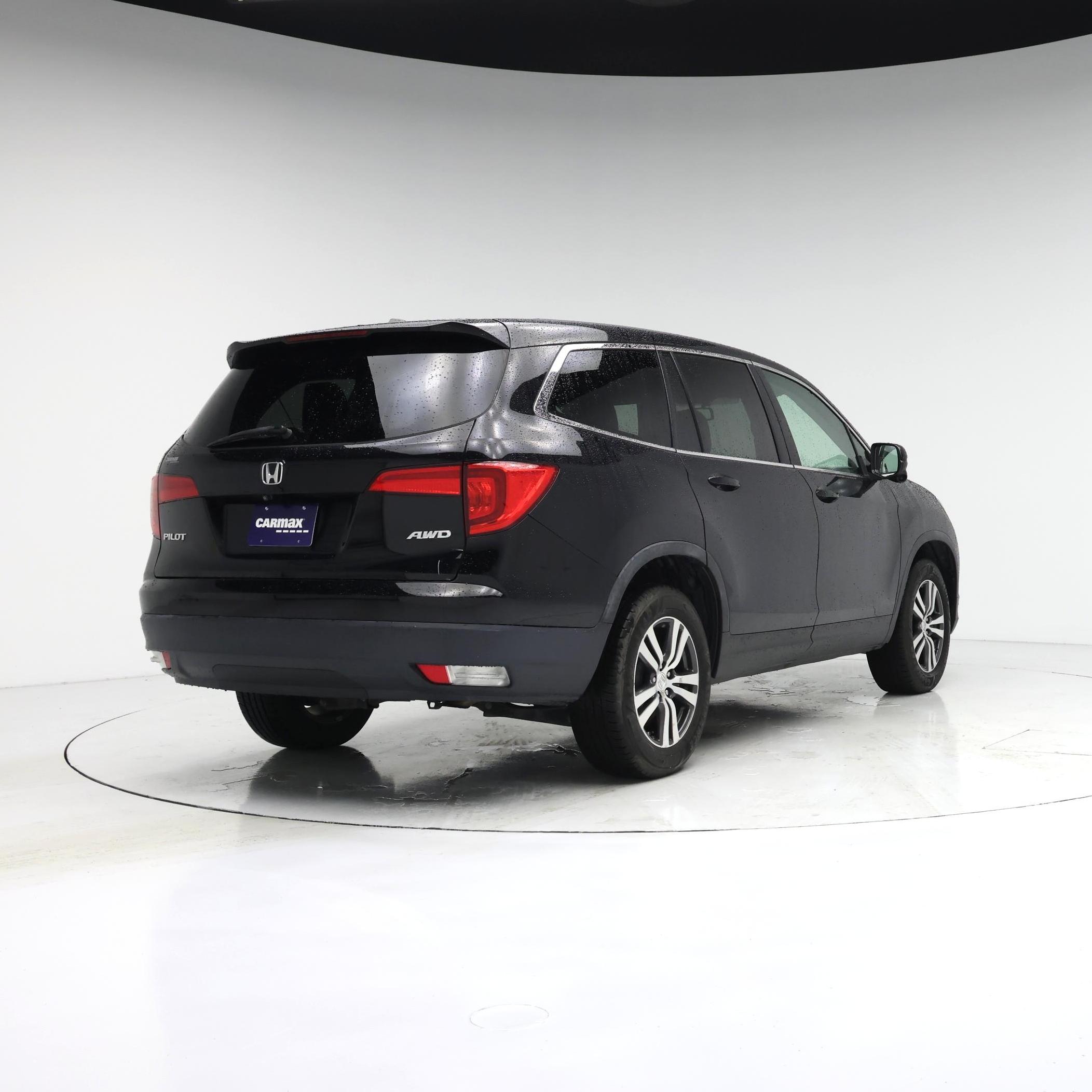 Thumbnail: 2018 Honda Pilot - 8