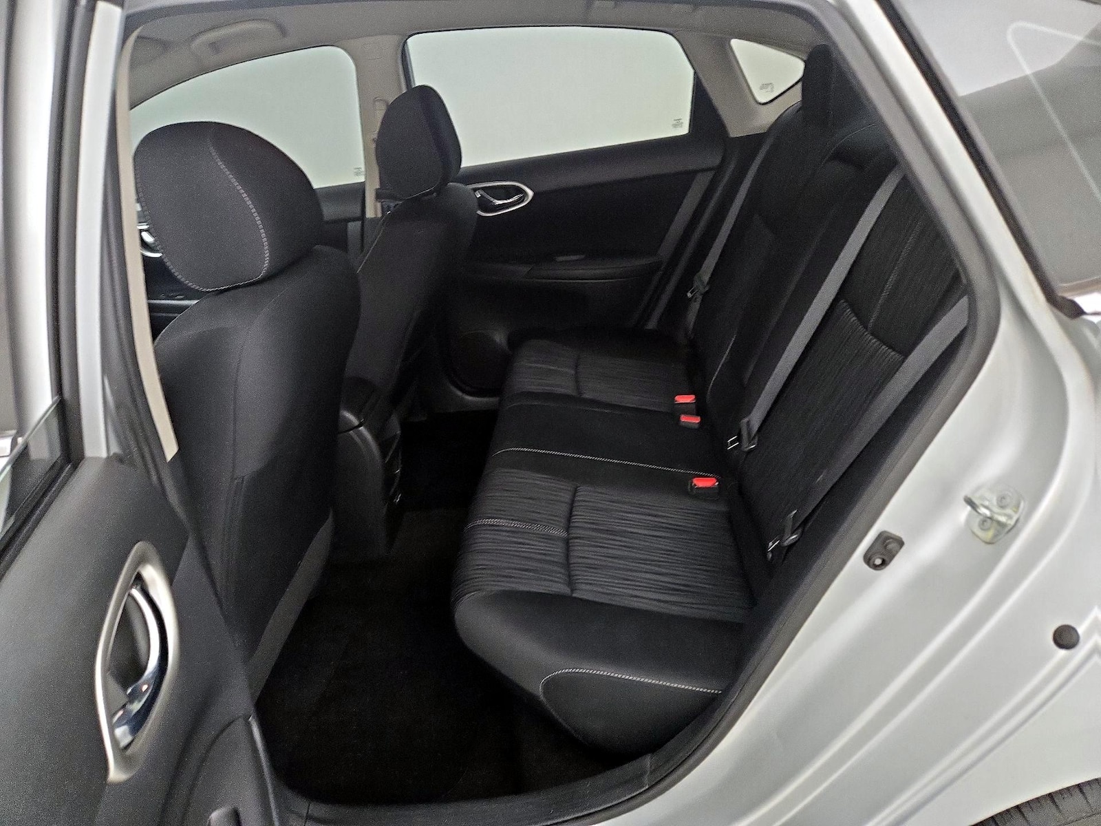 2018 Nissan Sentra S - Photo 20