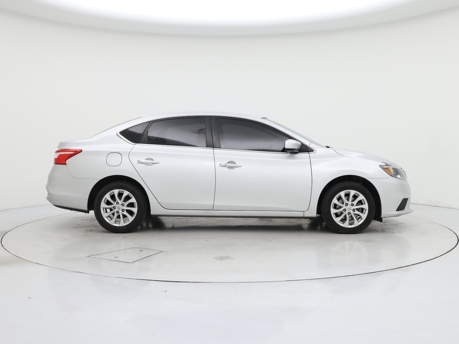 2018 Nissan Sentra S - Photo 8