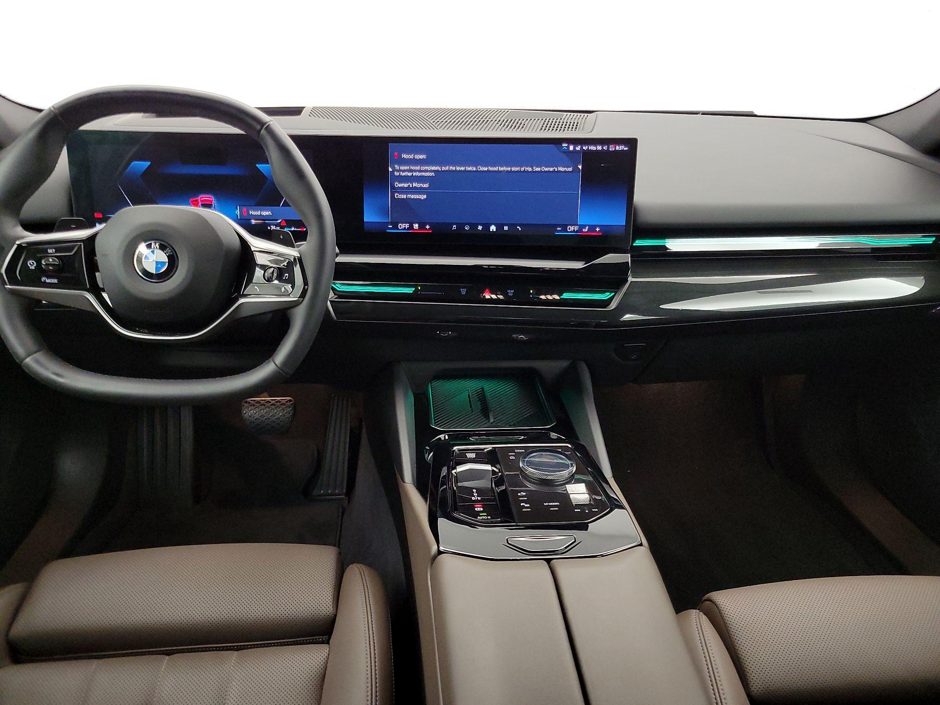 Thumbnail: 2025 BMW 5 Series - 9