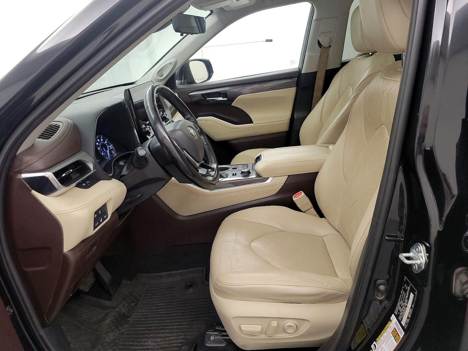 2021 Toyota Highlander Platinum - Photo 12