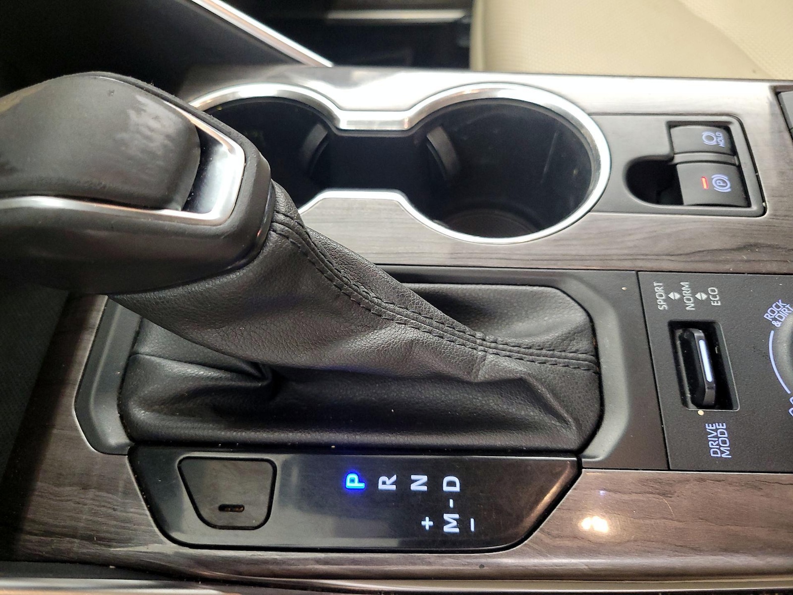2021 Toyota Highlander Platinum - Photo 19