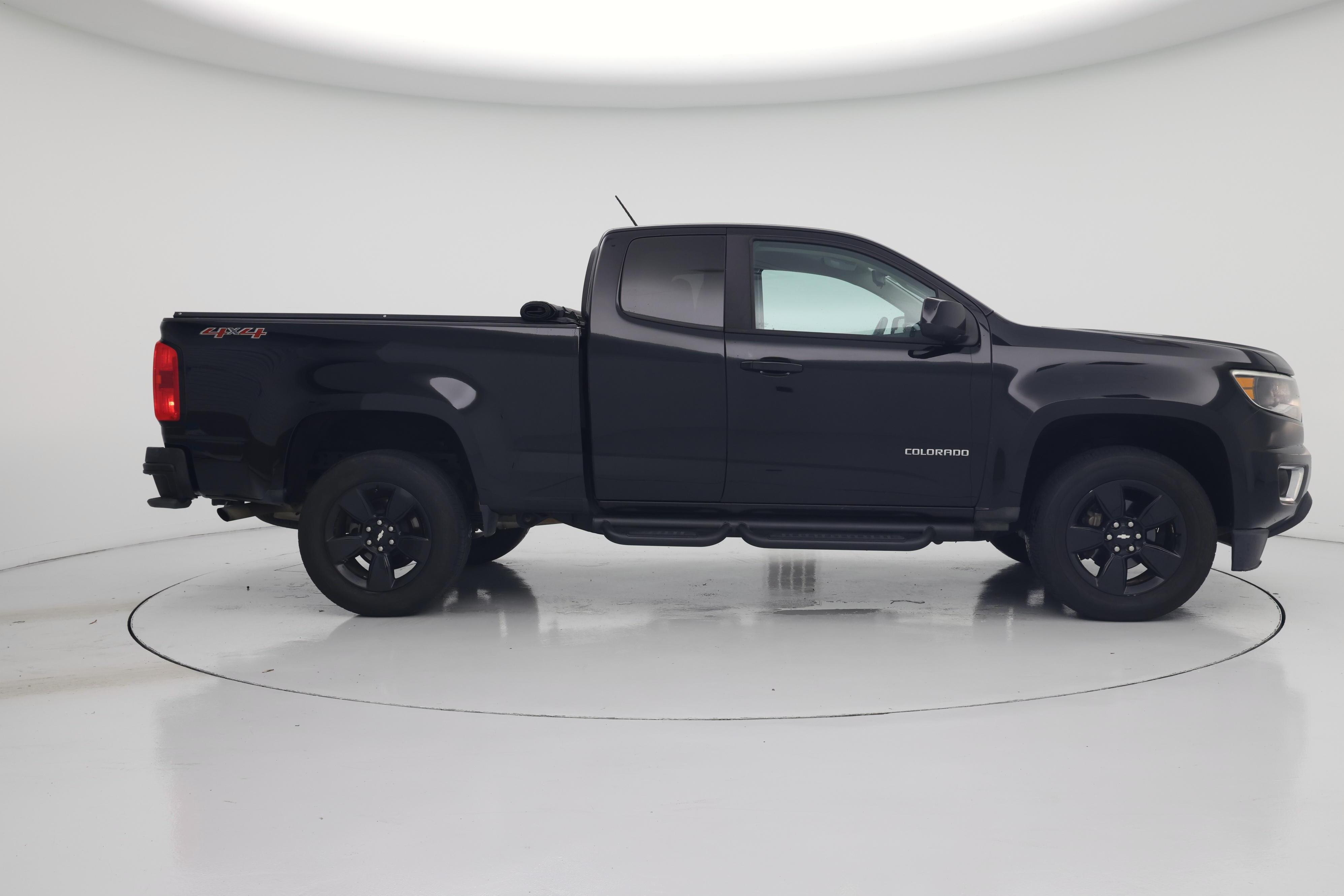 Thumbnail: 2017 Chevrolet Colorado - 7