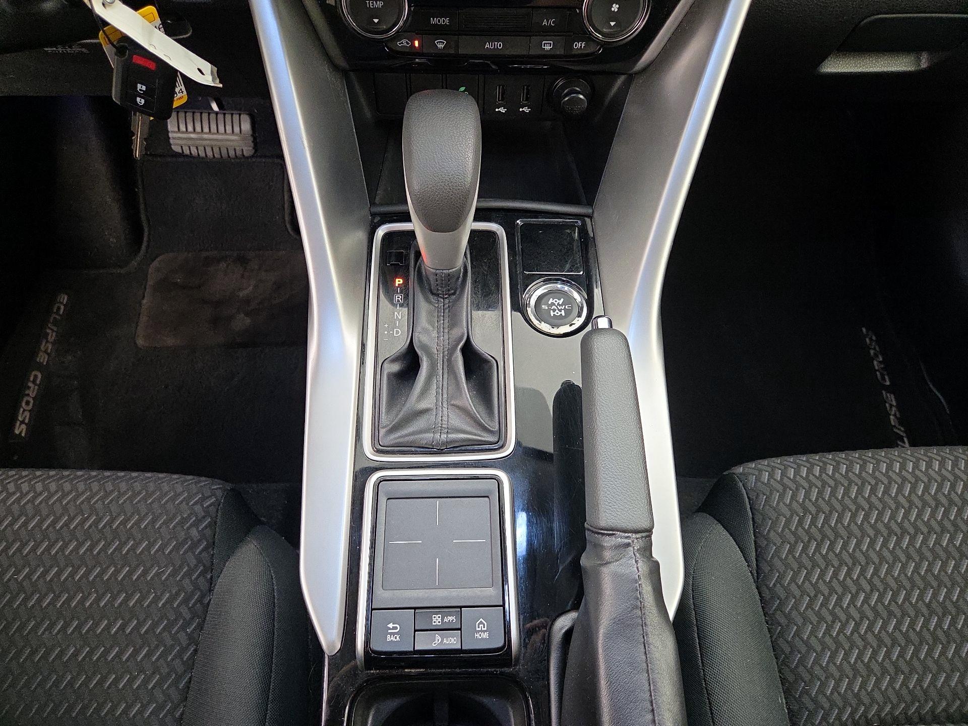 Thumbnail: 2018 Mitsubishi Eclipse Cross - 17