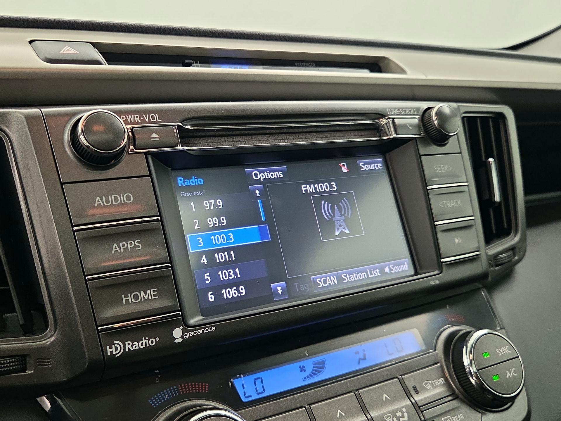 Thumbnail: 2015 Toyota RAV4 - 15