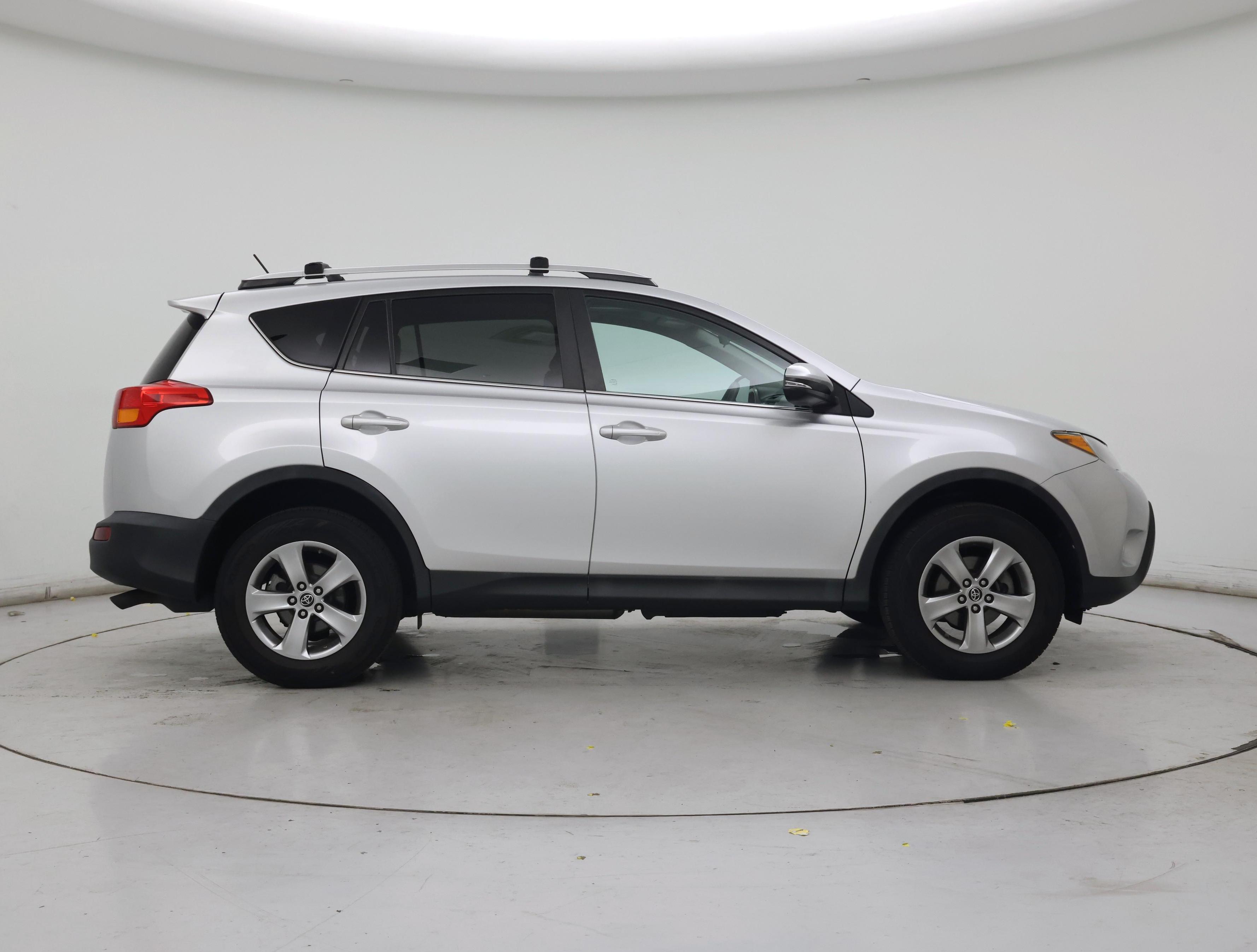 Thumbnail: 2015 Toyota RAV4 - 7