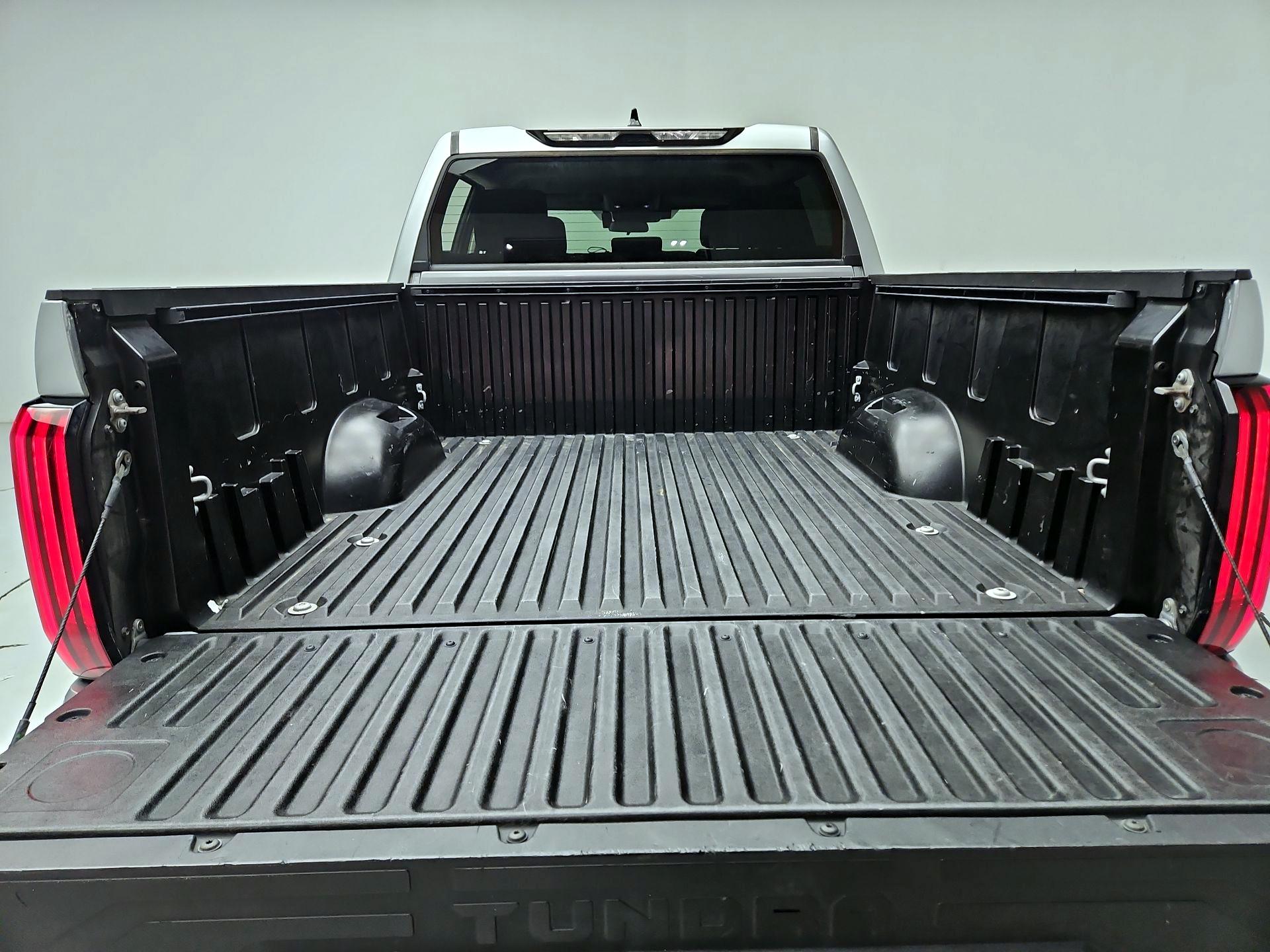 Thumbnail: 2022 Toyota Tundra - 20