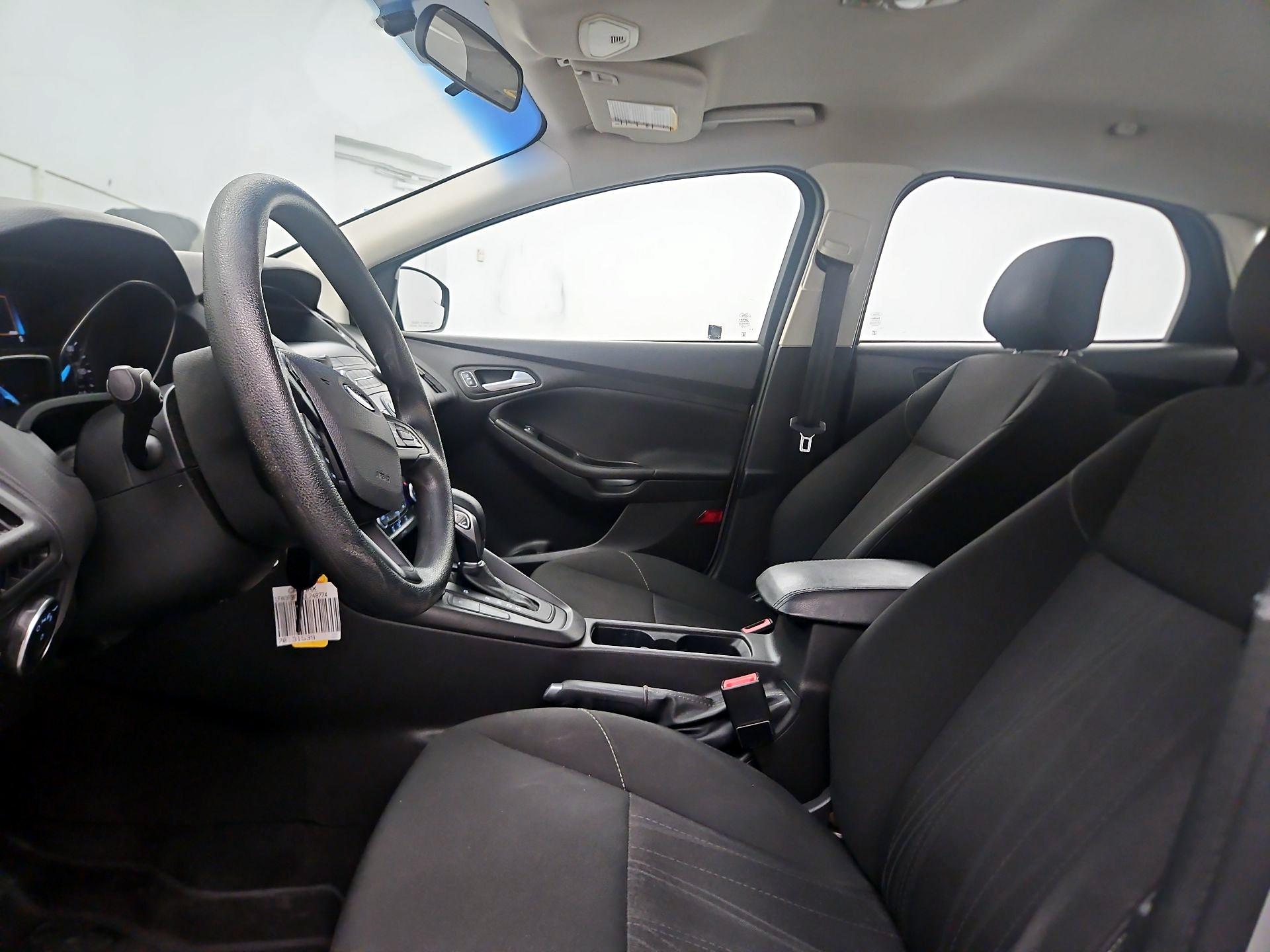 Thumbnail: 2018 Ford Focus - 9