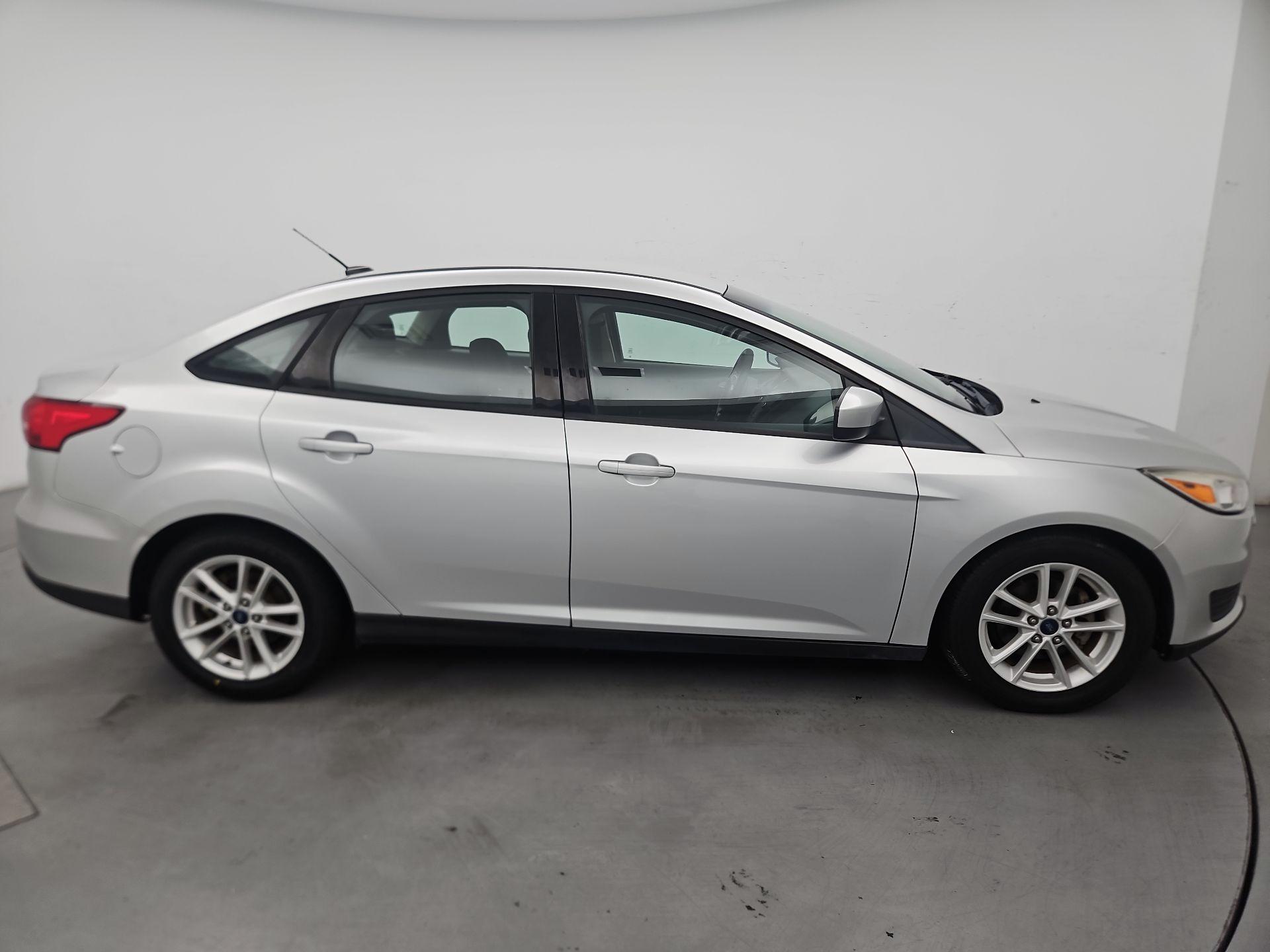 Thumbnail: 2018 Ford Focus - 4