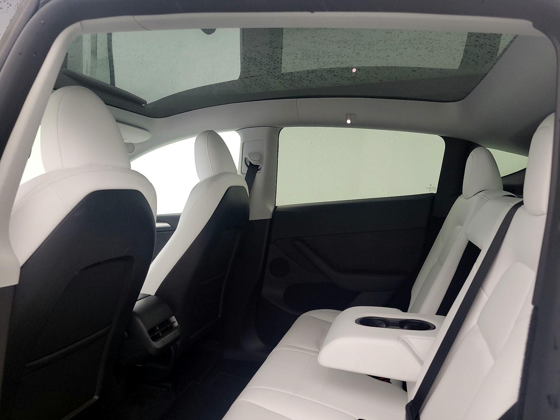 Thumbnail: 2023 Tesla Model Y - 19