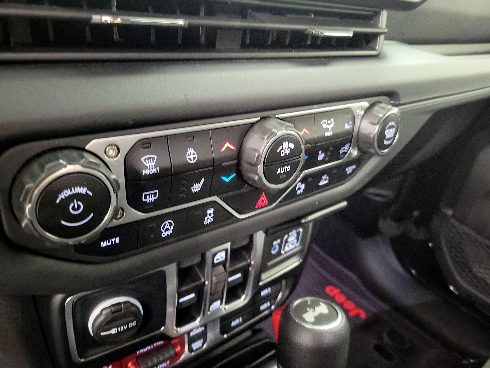 2024 Jeep Wrangler 4-Door Rubicon - Photo 17