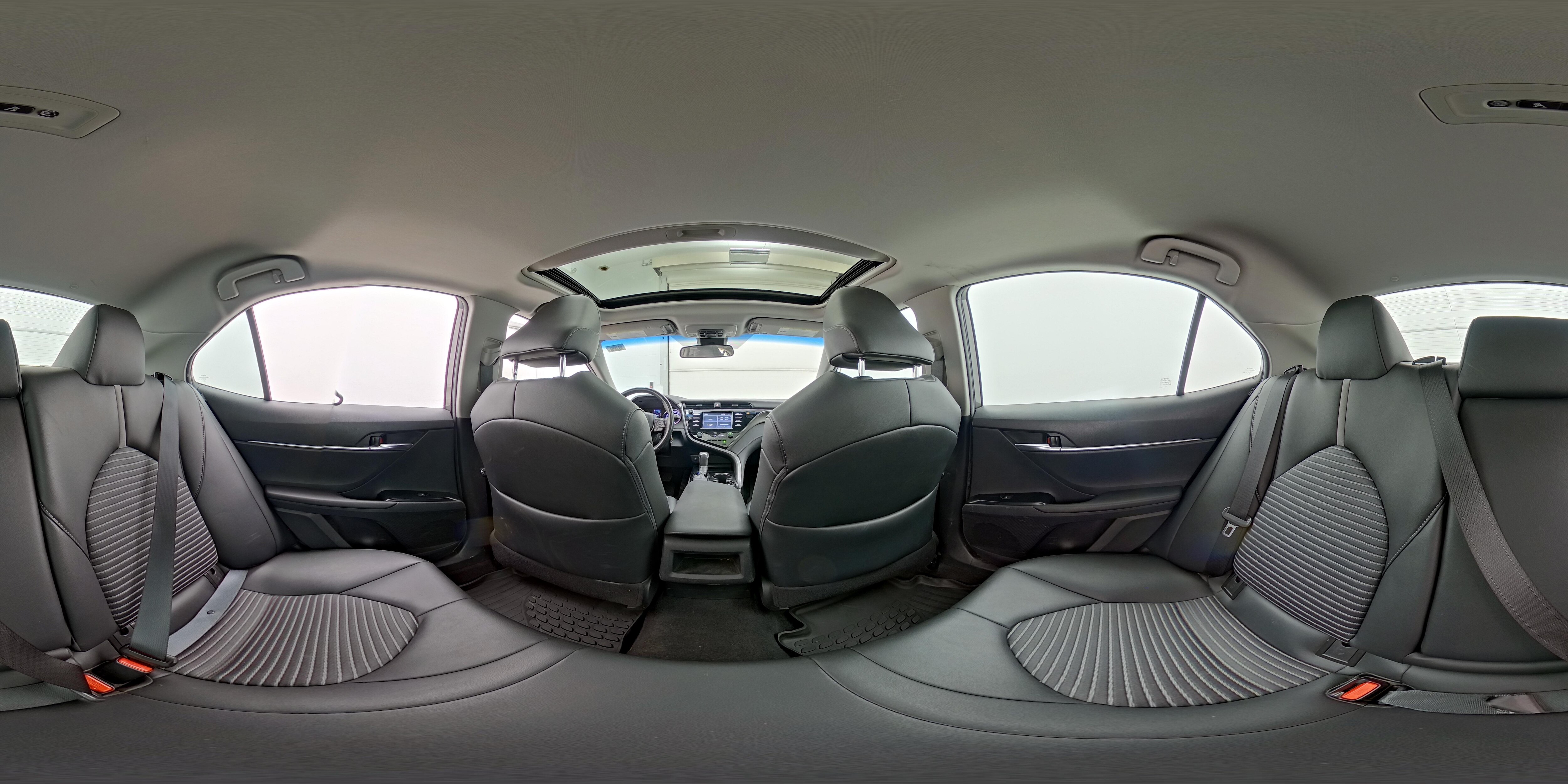 2019 Toyota Camry SE - Photo 27