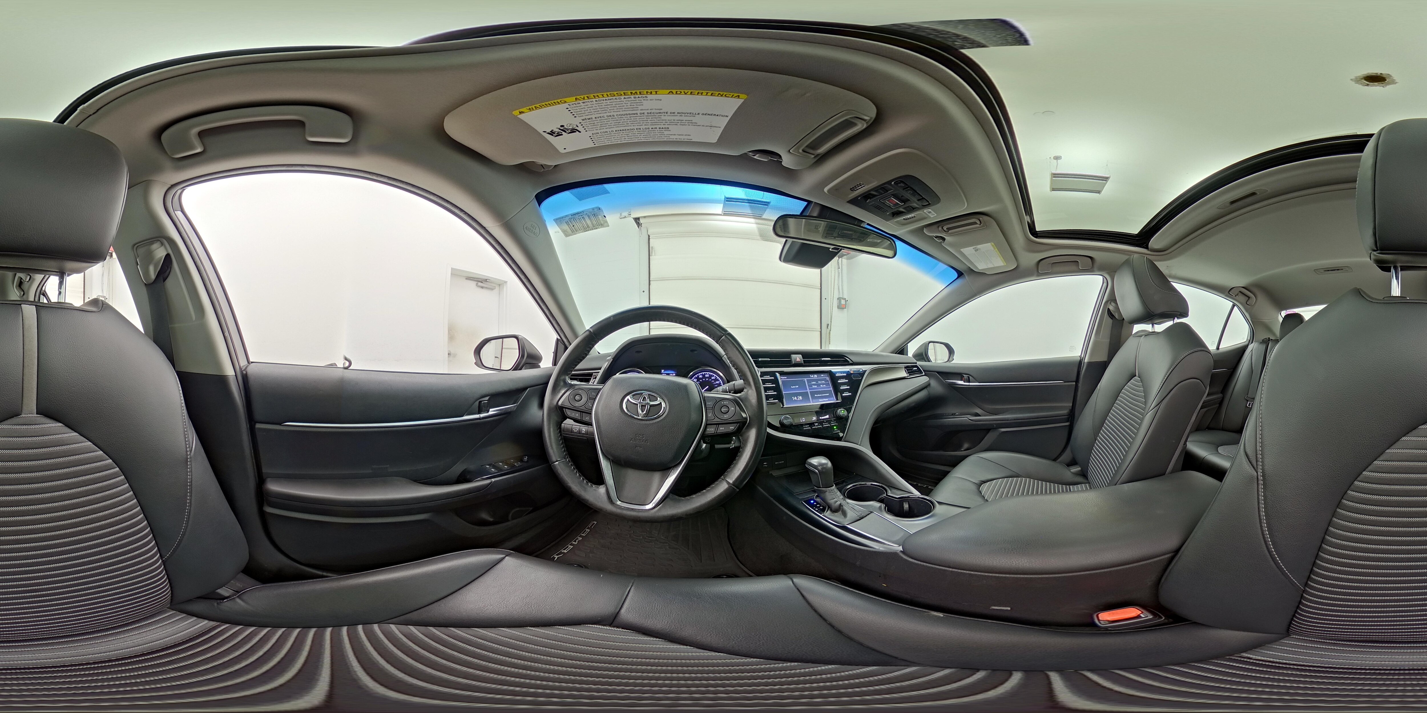 2019 Toyota Camry SE - Photo 28