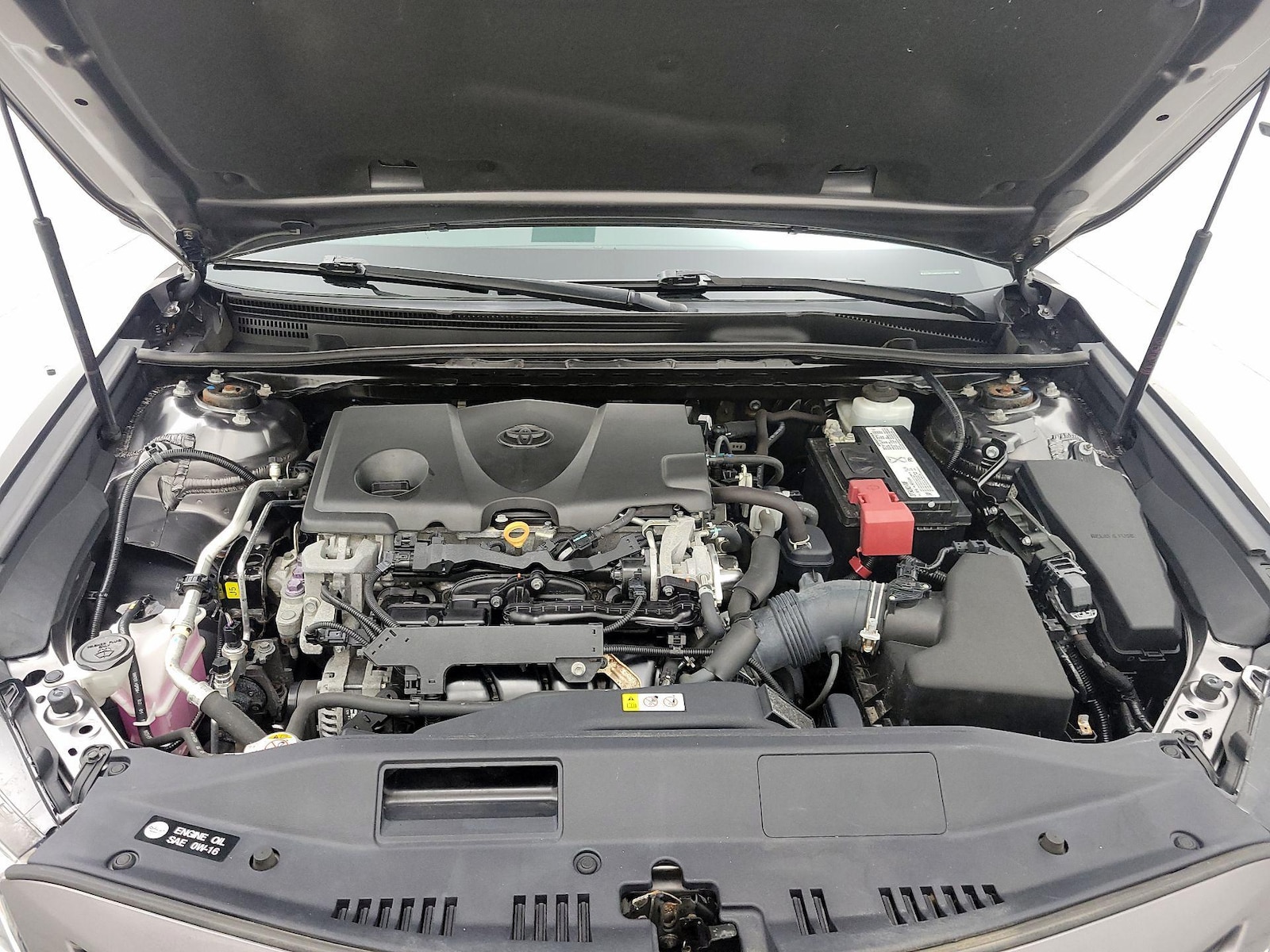 2019 Toyota Camry SE - Photo 24
