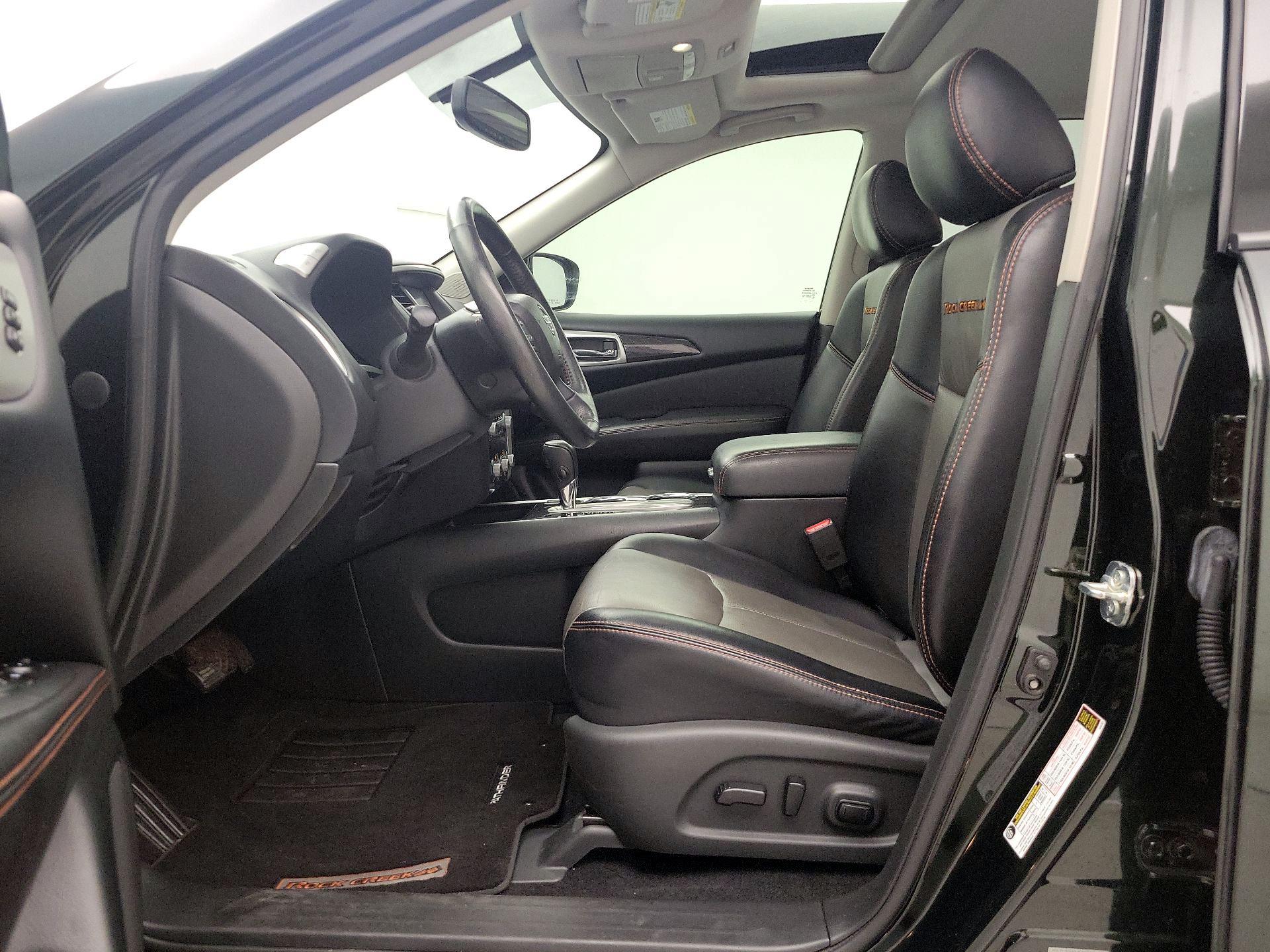 Thumbnail: 2019 Nissan Pathfinder - 11