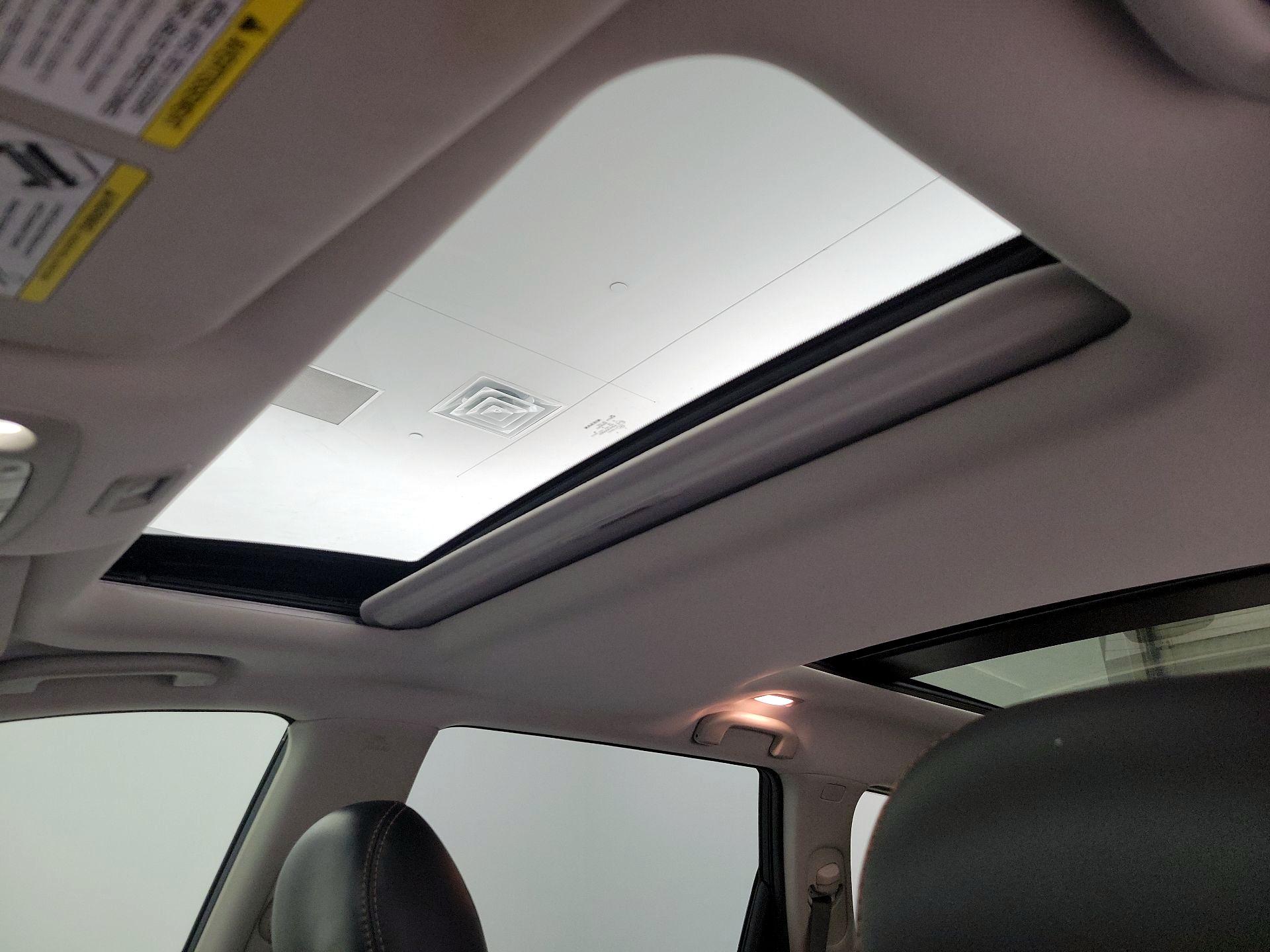 Thumbnail: 2019 Nissan Pathfinder - 20