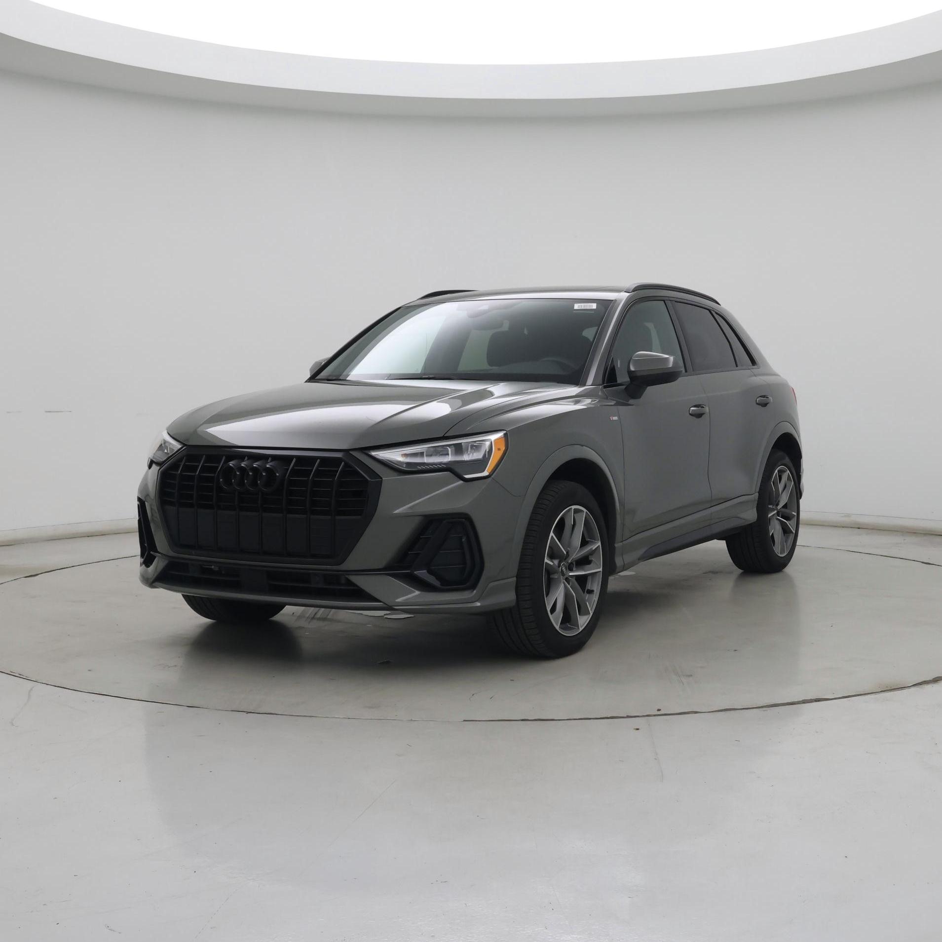 Thumbnail: 2022 Audi Q3 - 4