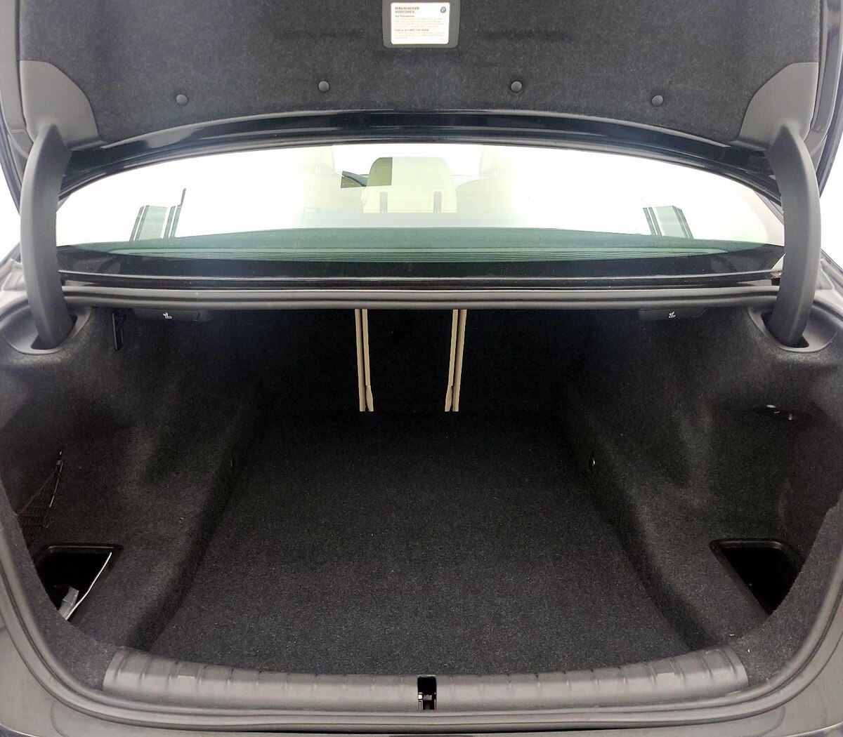 Trunk/Cargo (Seats Up)