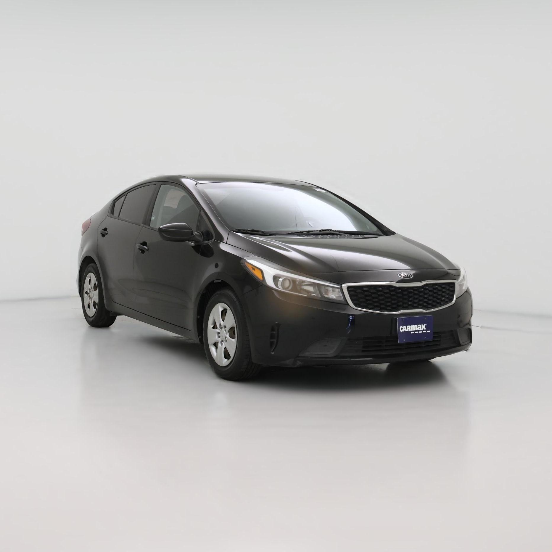 Thumbnail: 2017 Kia Forte - 1