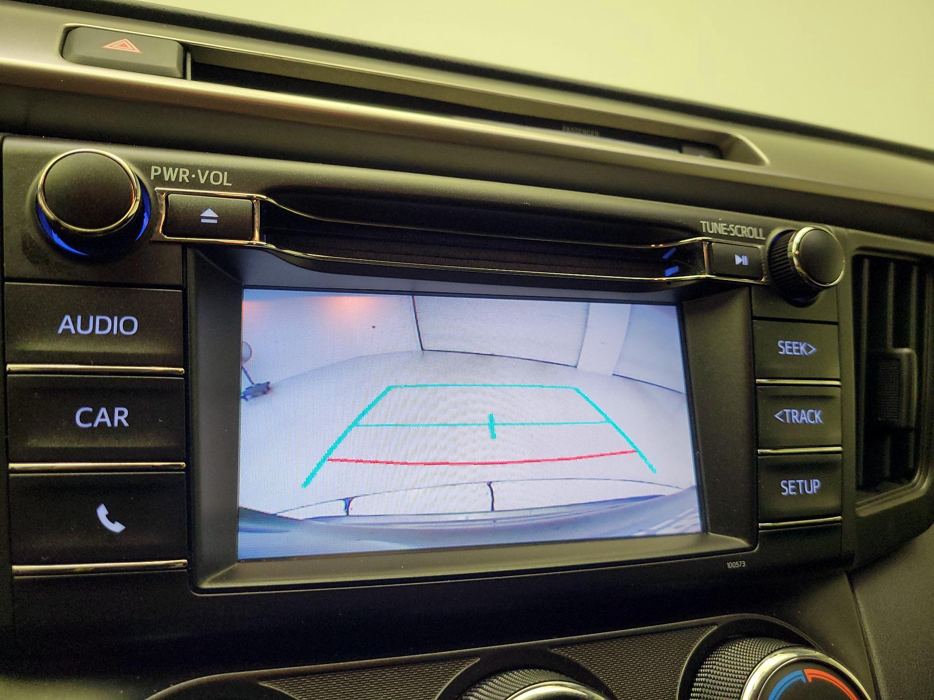 Thumbnail: 2016 Toyota RAV4 - 14