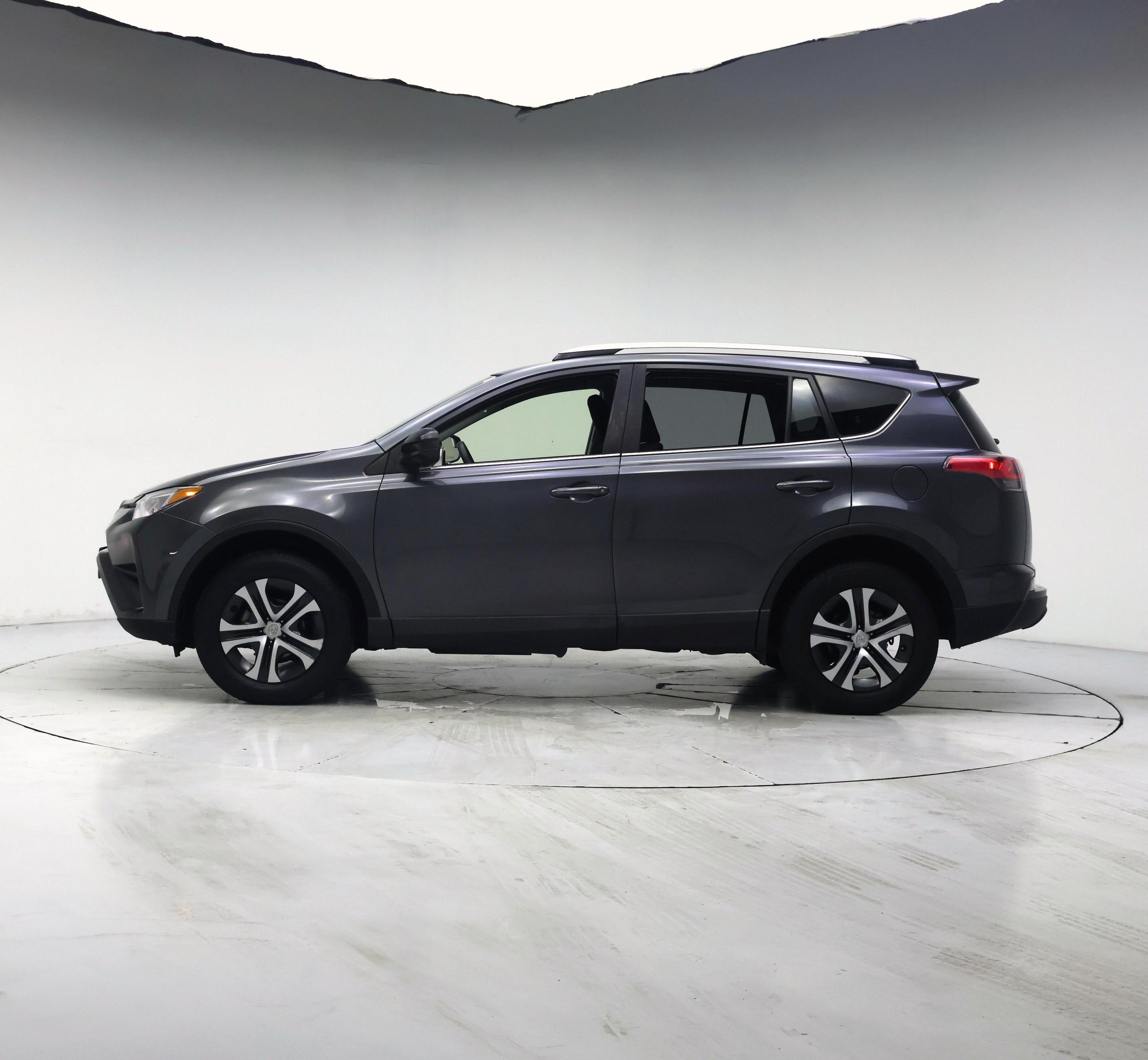 Thumbnail: 2016 Toyota RAV4 - 3