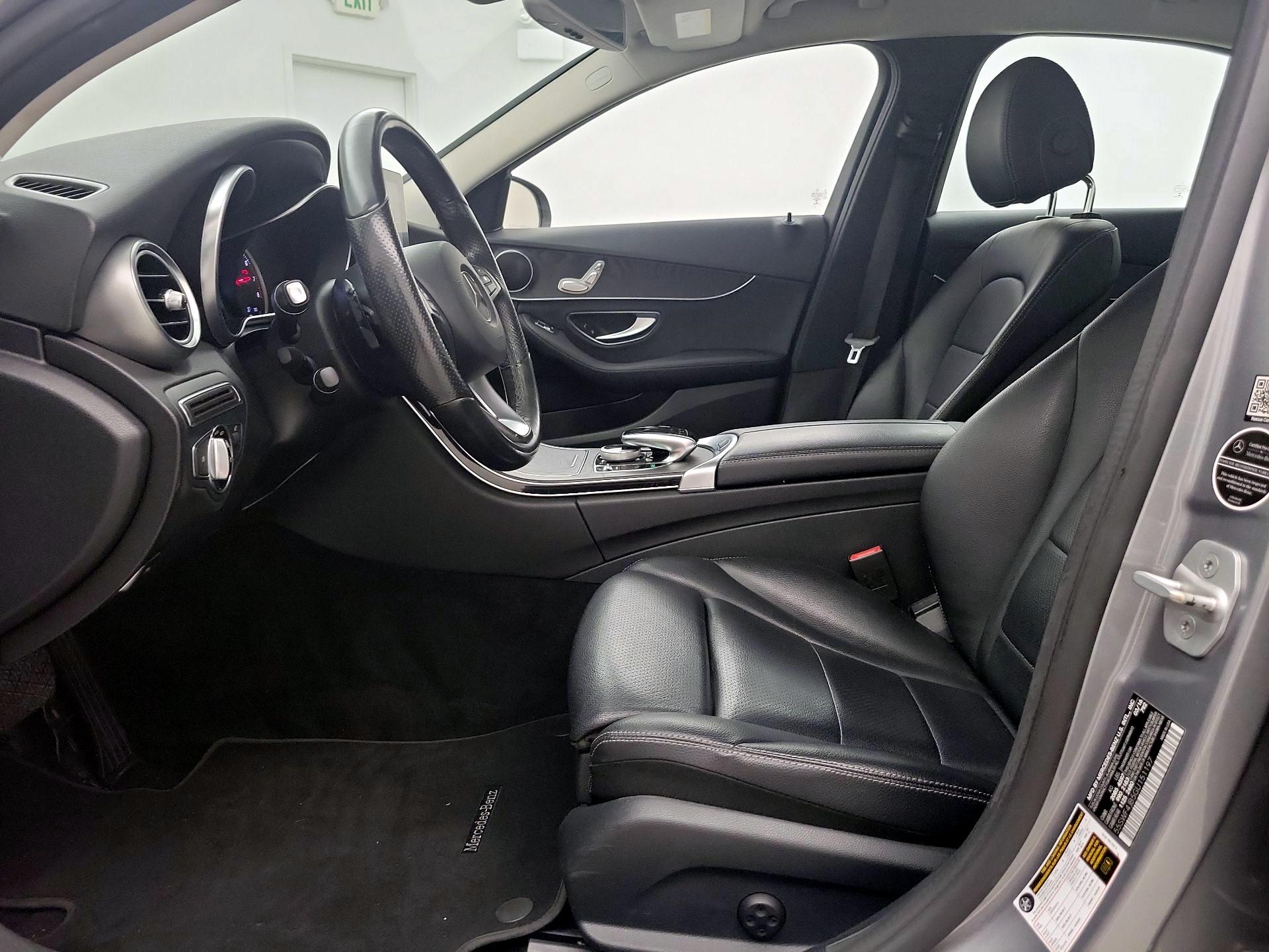 Thumbnail: 2016 Mercedes-Benz C-Class - 11